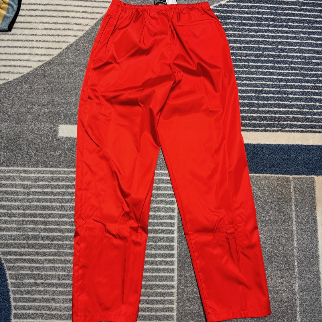 PRADA 프라다 리나일론 팬츠 상품이미지5