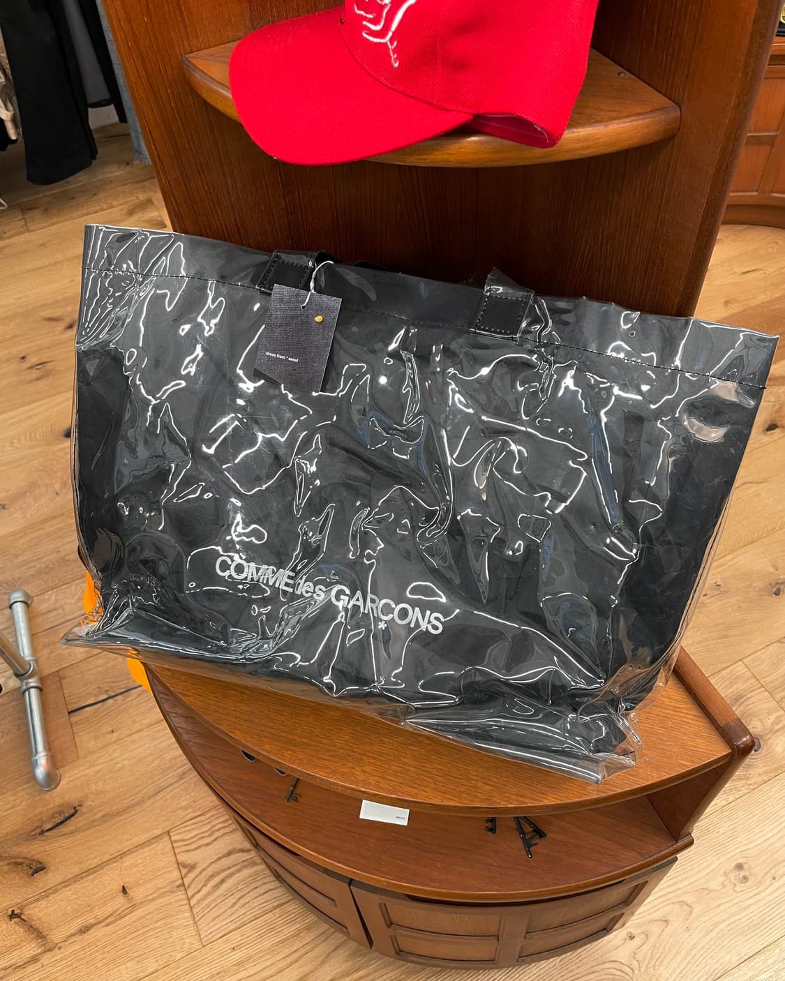 꼼데가르송 블랙 PVC 토트백 상품이미지3