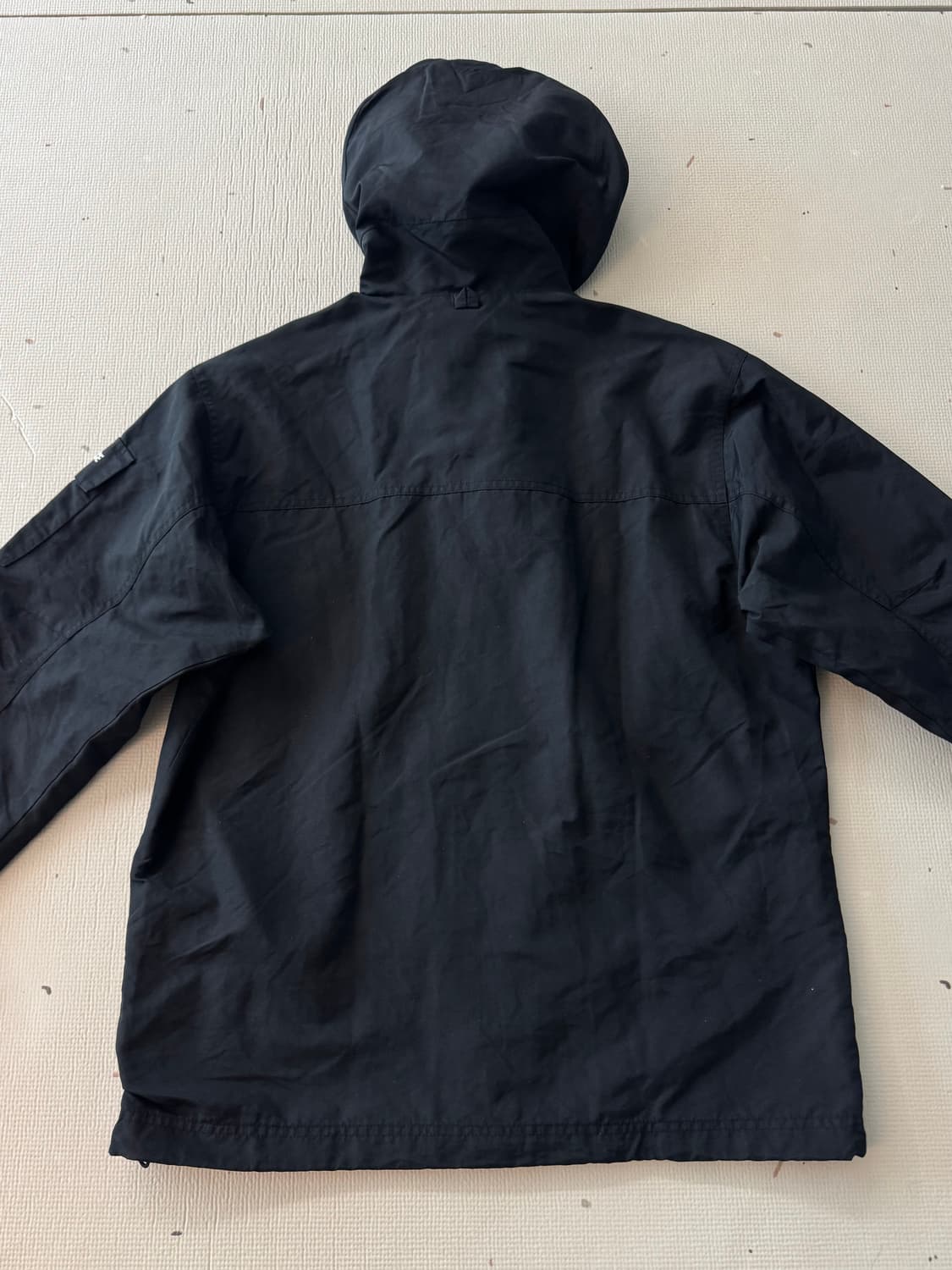 노스페이스 포켓 로고 바람막이 상품이미지3