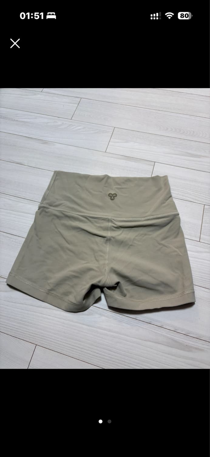 새상품 Aritzia TNA BUTTER 바이커 쇼츠 S 상품이미지1