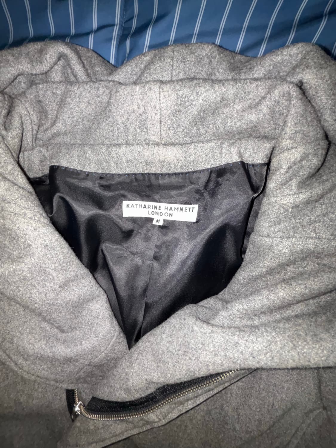 케서린 햄넷 비대칭 사선 자켓 상품이미지2