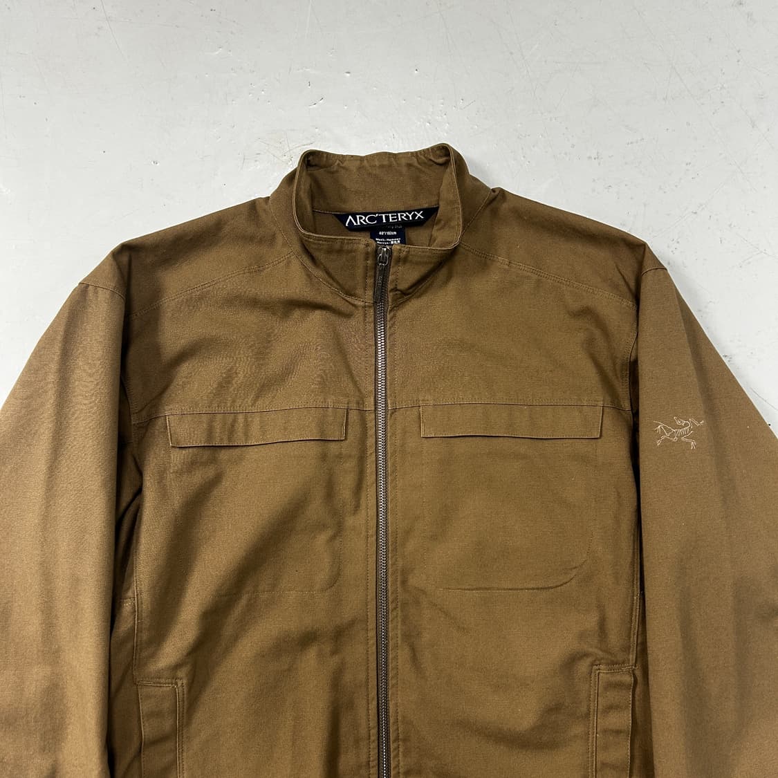 아크테릭스 크로스와이어 로고 워크자켓 상품이미지3