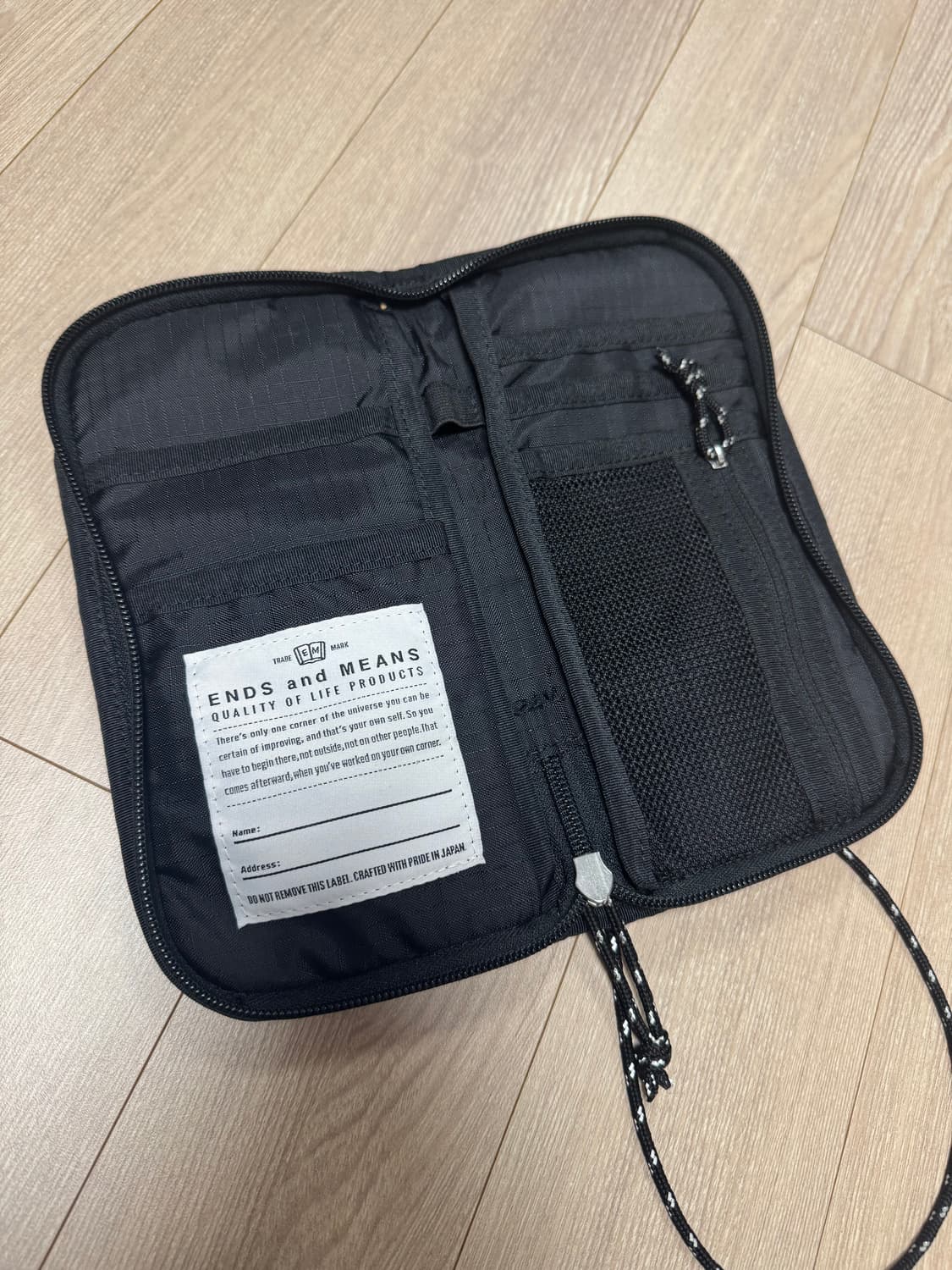 엔즈앤드민즈 ends and means pass case 여권케이스  상품이미지3