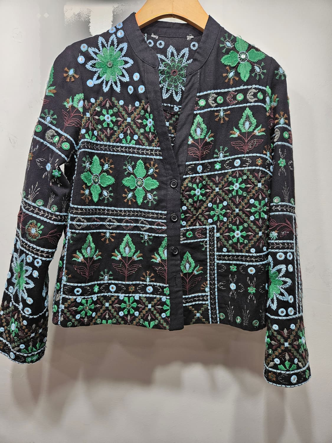 자라(ZARA) 블래크린 자수 자켓  상품이미지5