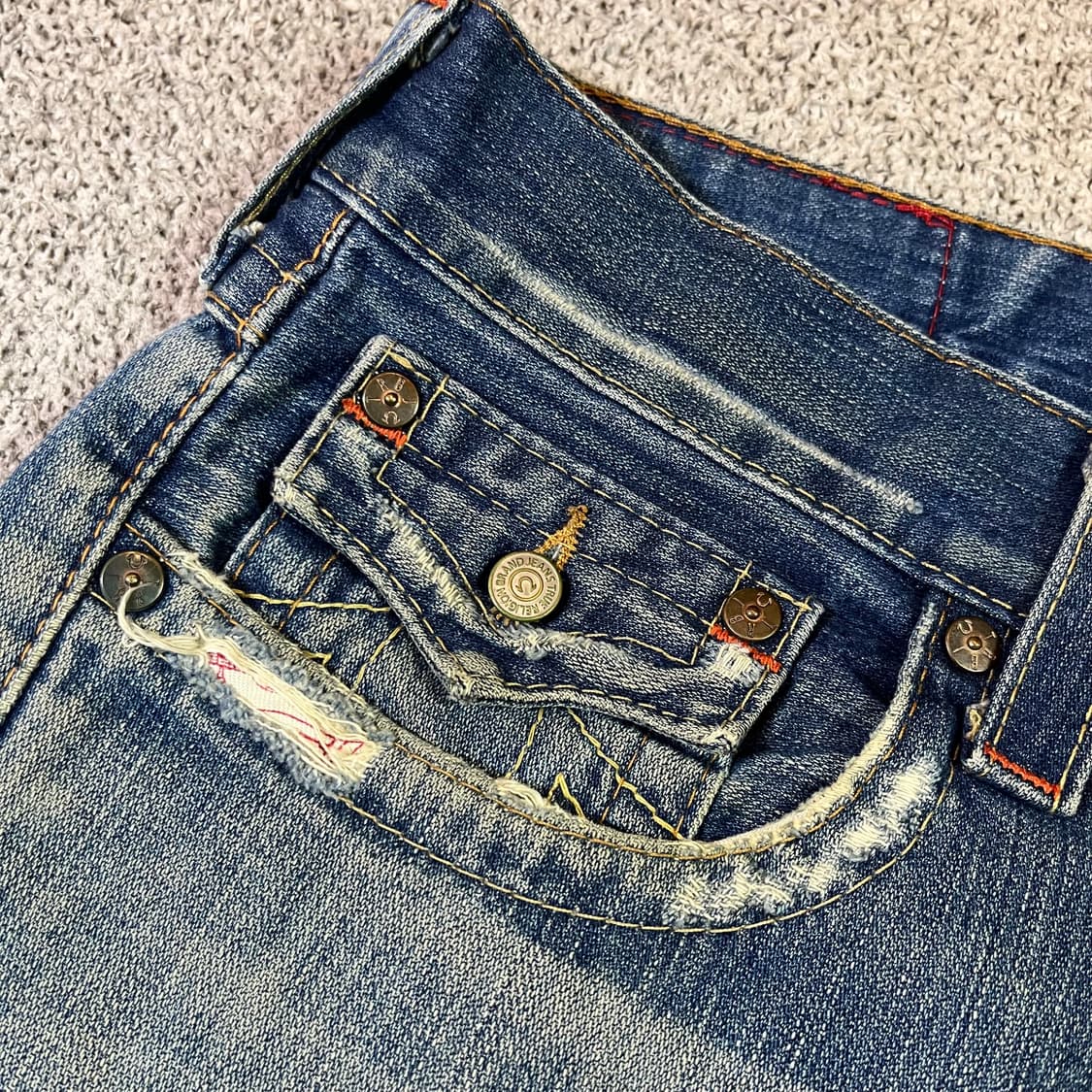 트루릴리젼 워싱 부츠컷 데님 팬츠 상품이미지4