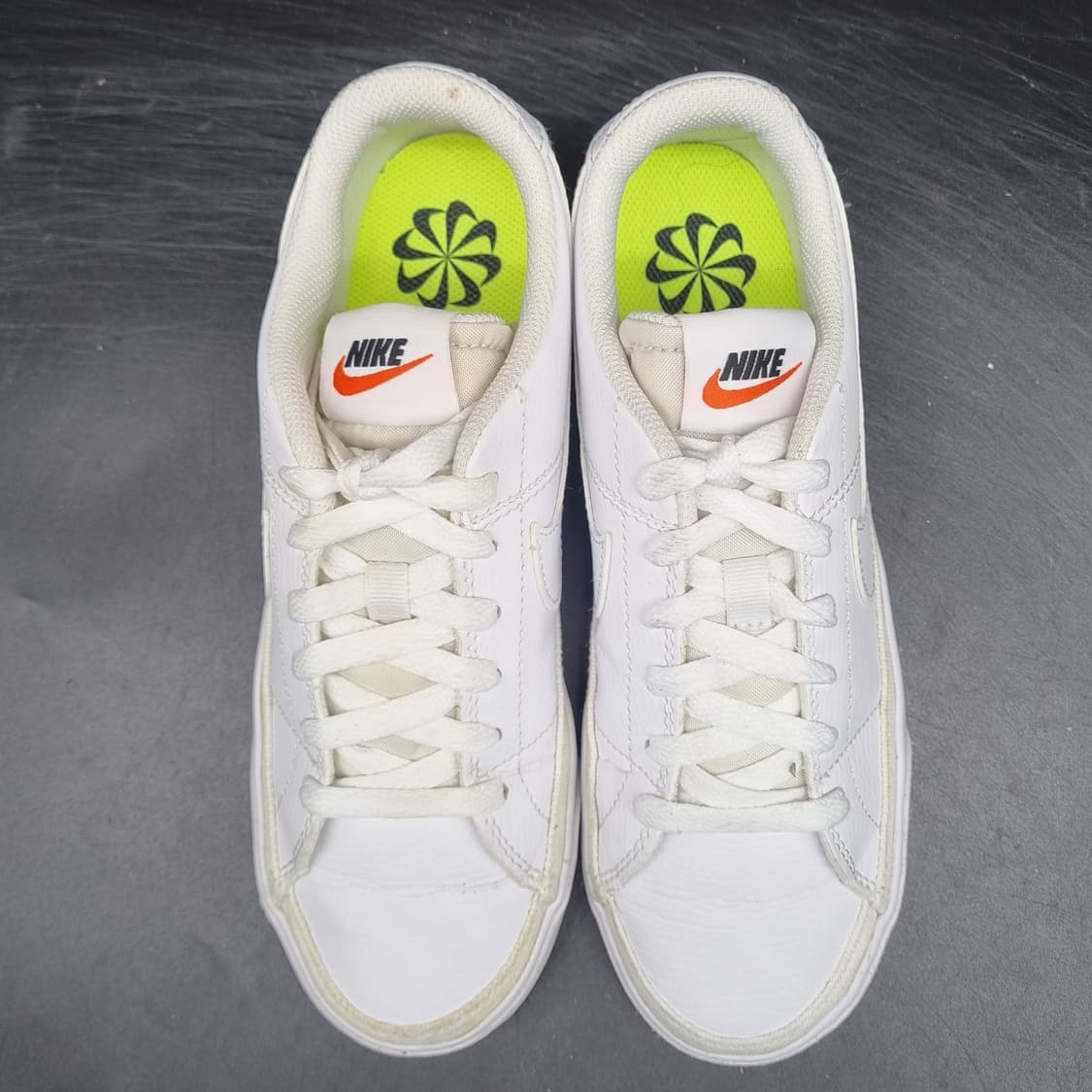 나이키 코트레거시 운동화245 상품이미지2