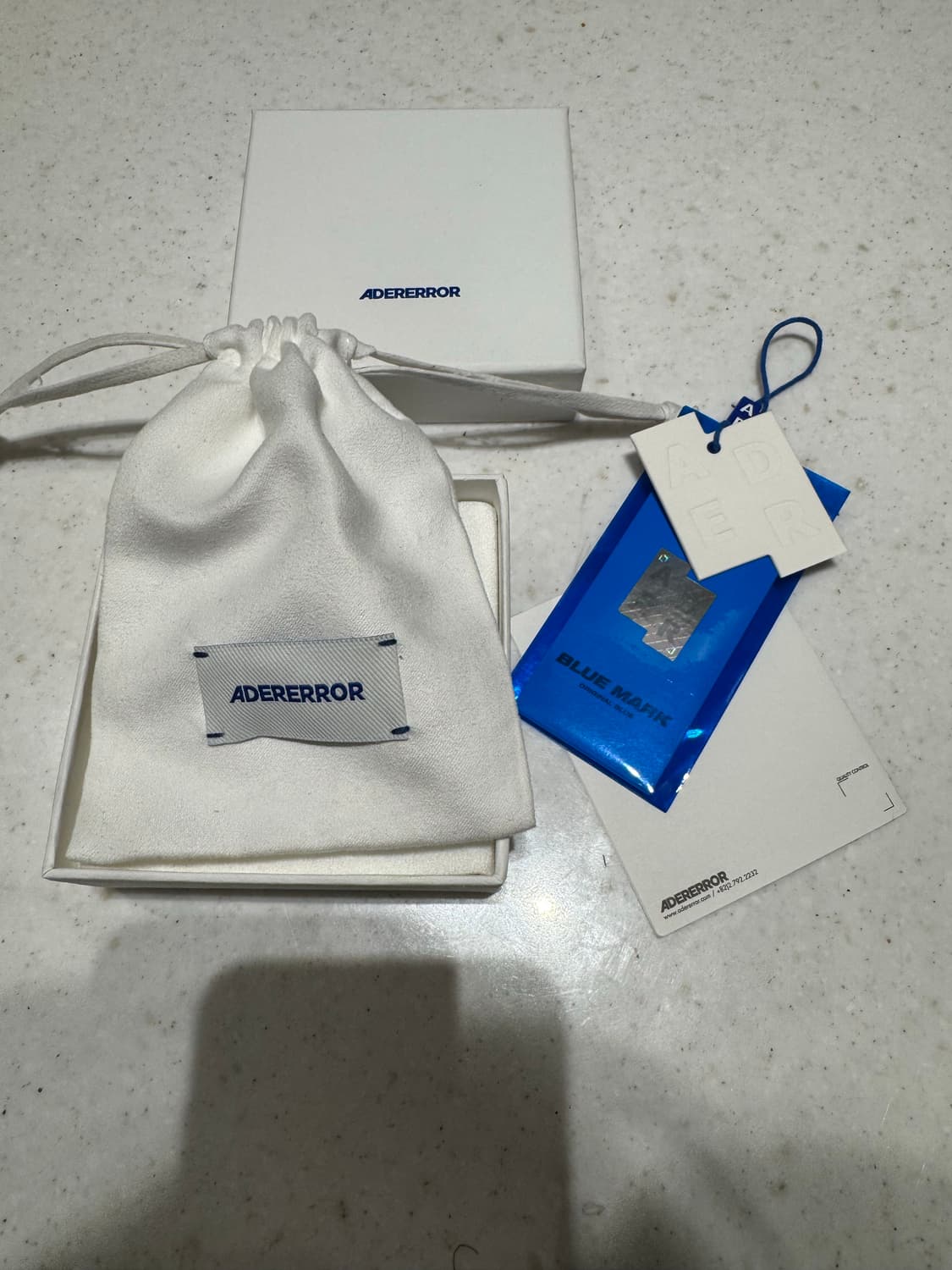 아더에러 레진 목걸이 새상품 상품이미지2