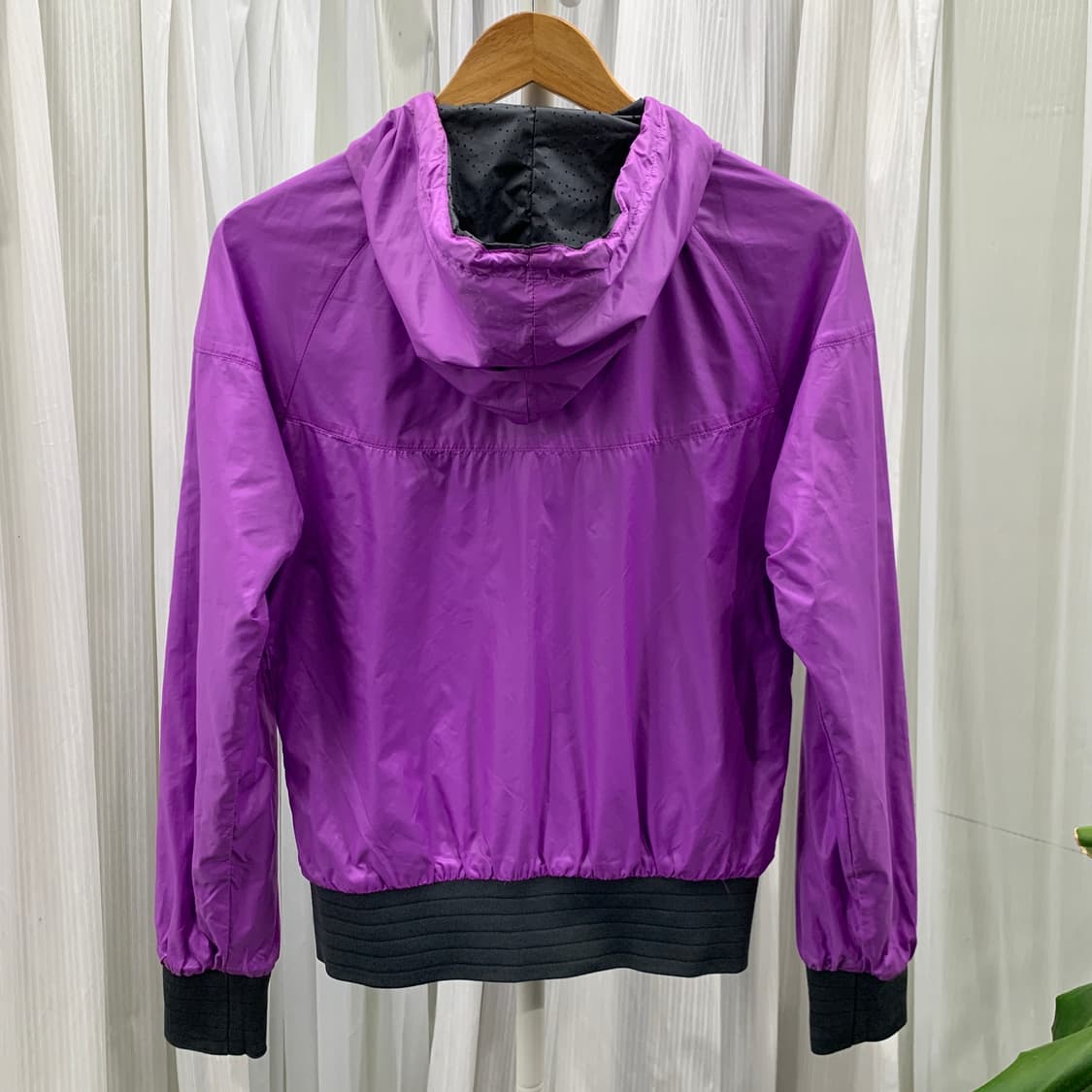 나이키 NIKE 리버시블 양면 펀칭 후드 바람막이 1599 상품이미지7
