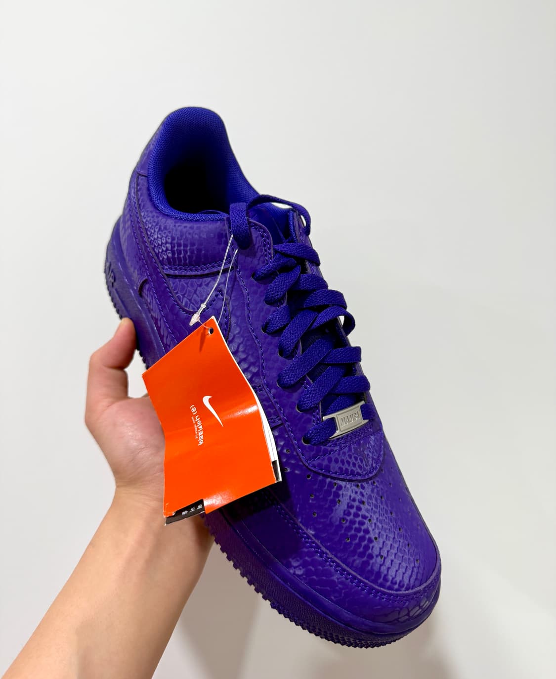 (270)(새상품)나이키 코비 브라이언트 에어포스 1 로우 코트 퍼플 상품이미지3