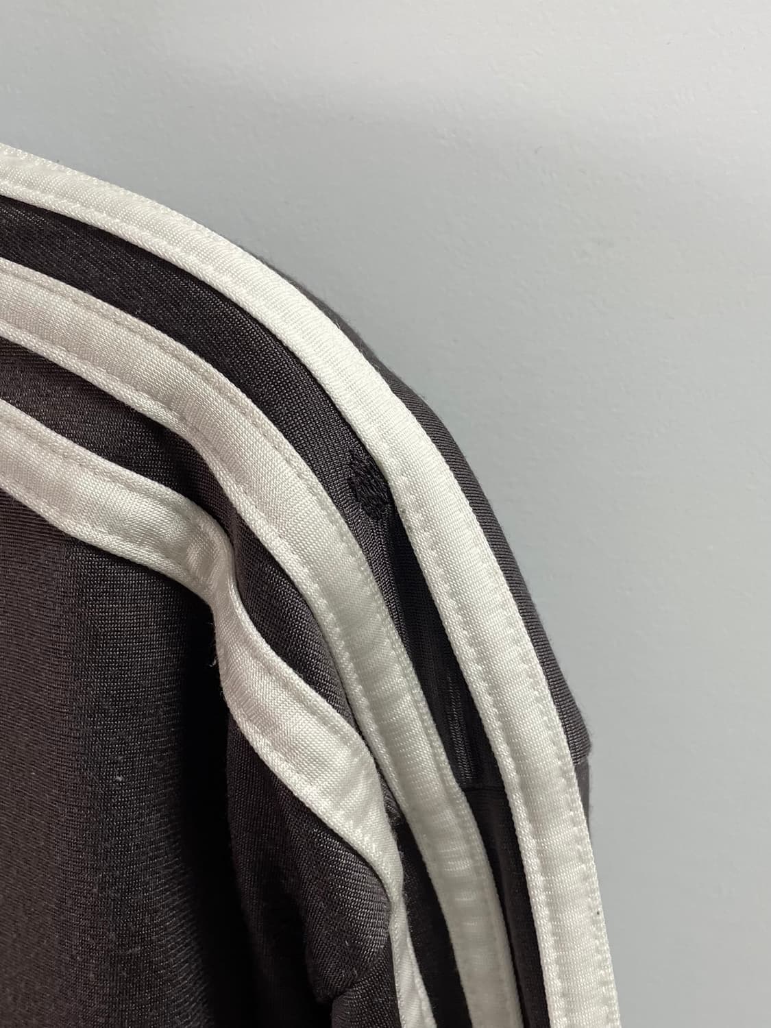 아디다스 우먼스 브라운 트랙탑 져지 (on.298) 상품이미지4