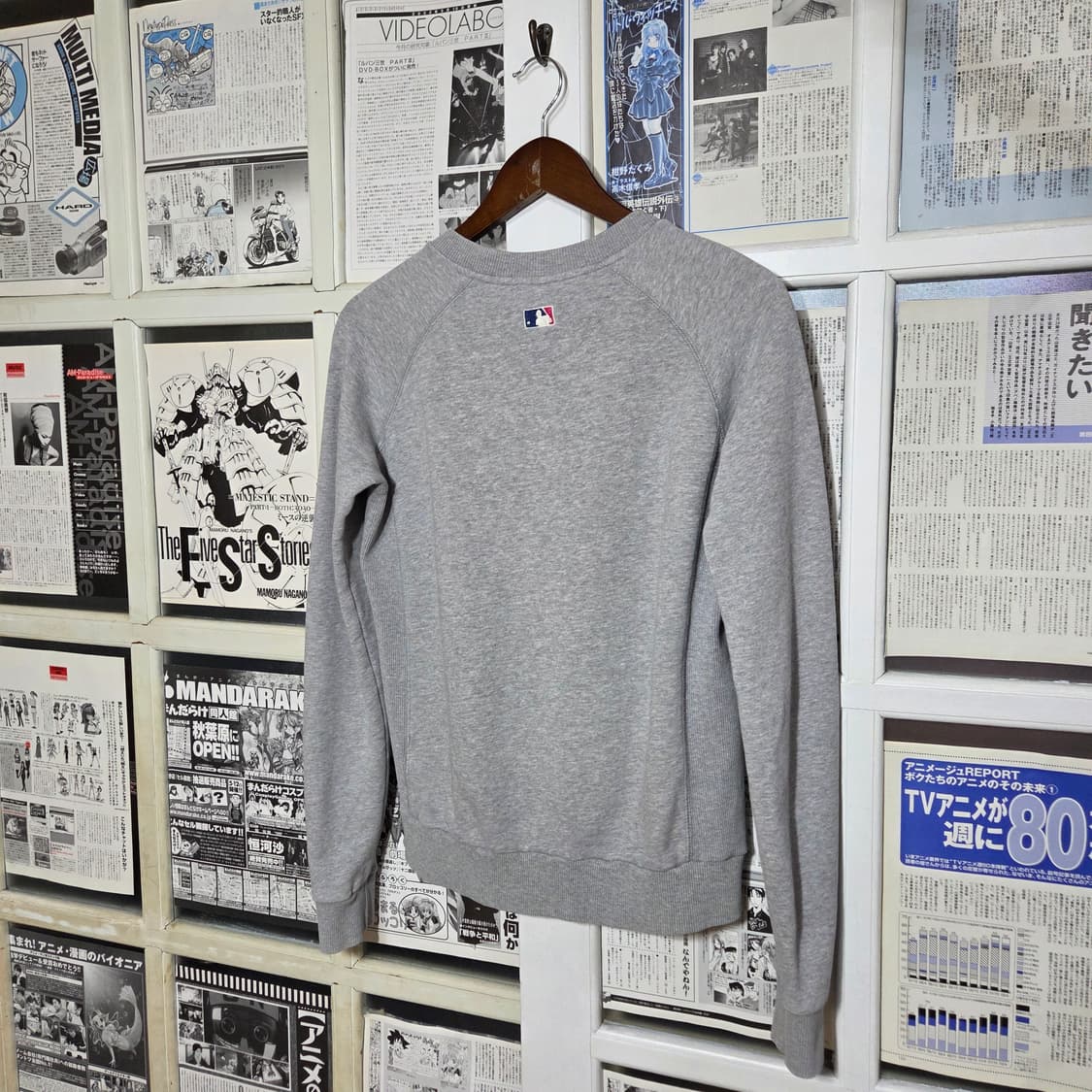 MLB 뉴욕양키스 그레이 맨투맨 상품이미지4