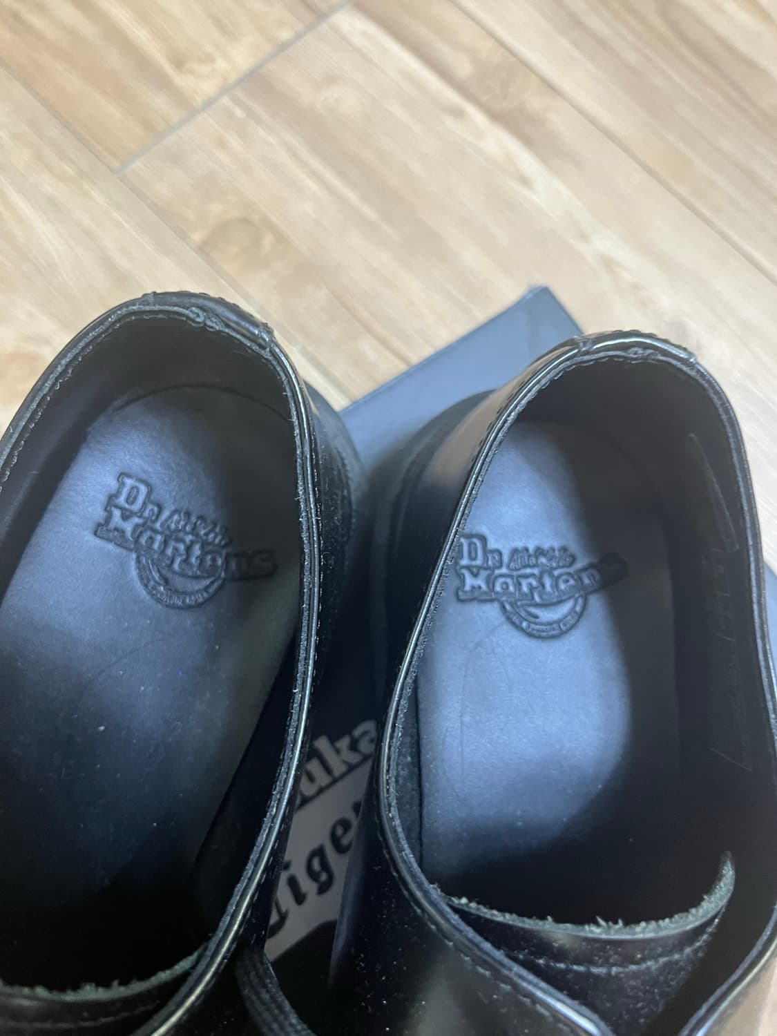 닥터마틴 모노 270 상품이미지2