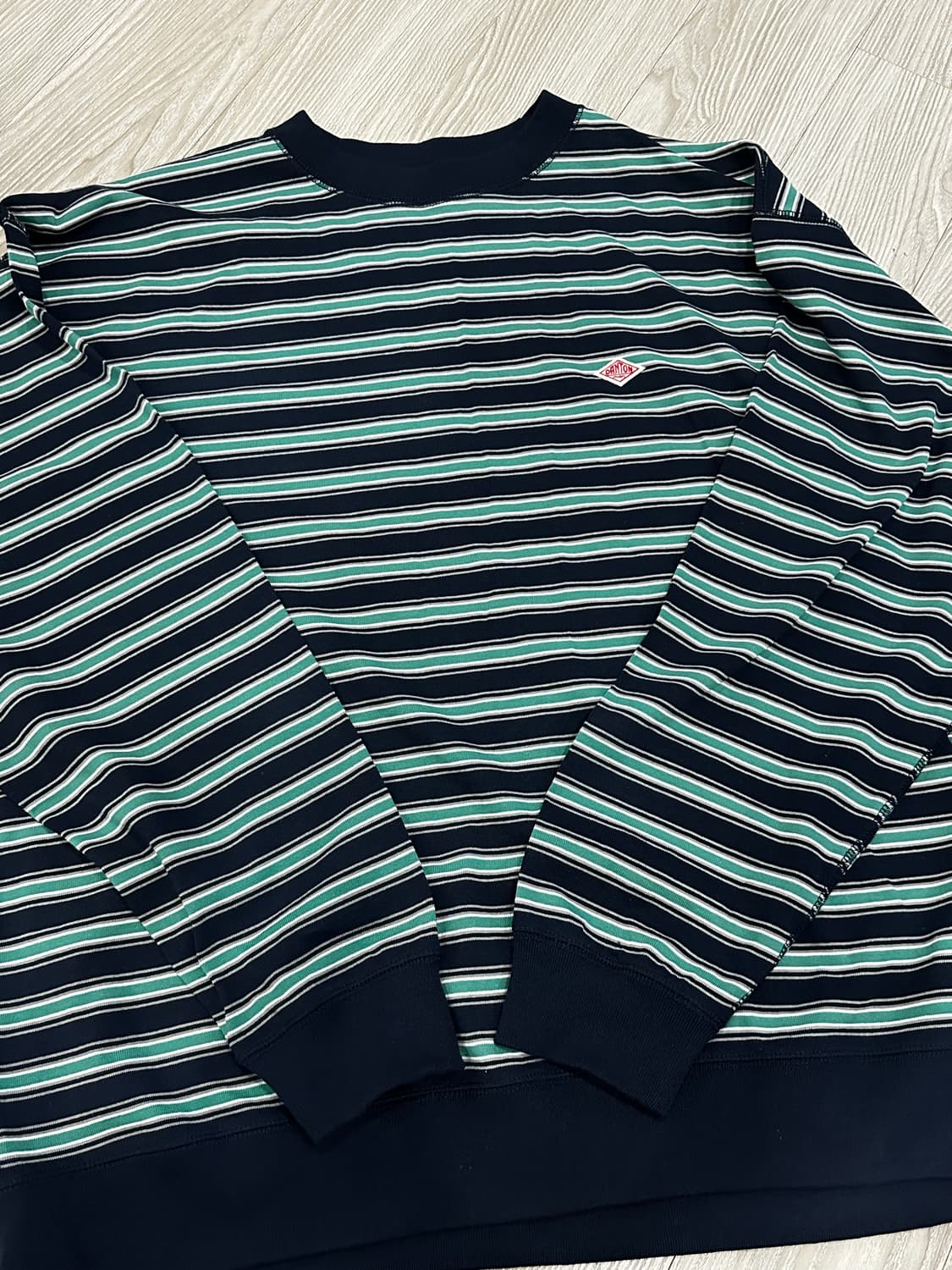 단톤 롱슬리브 XL 상품이미지1