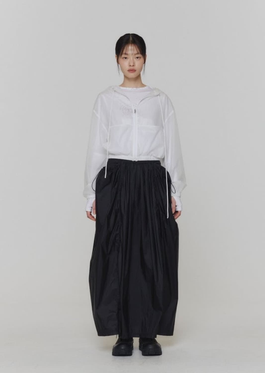아모멘토 24ss 시어 벌룬 스커트 상품이미지1
