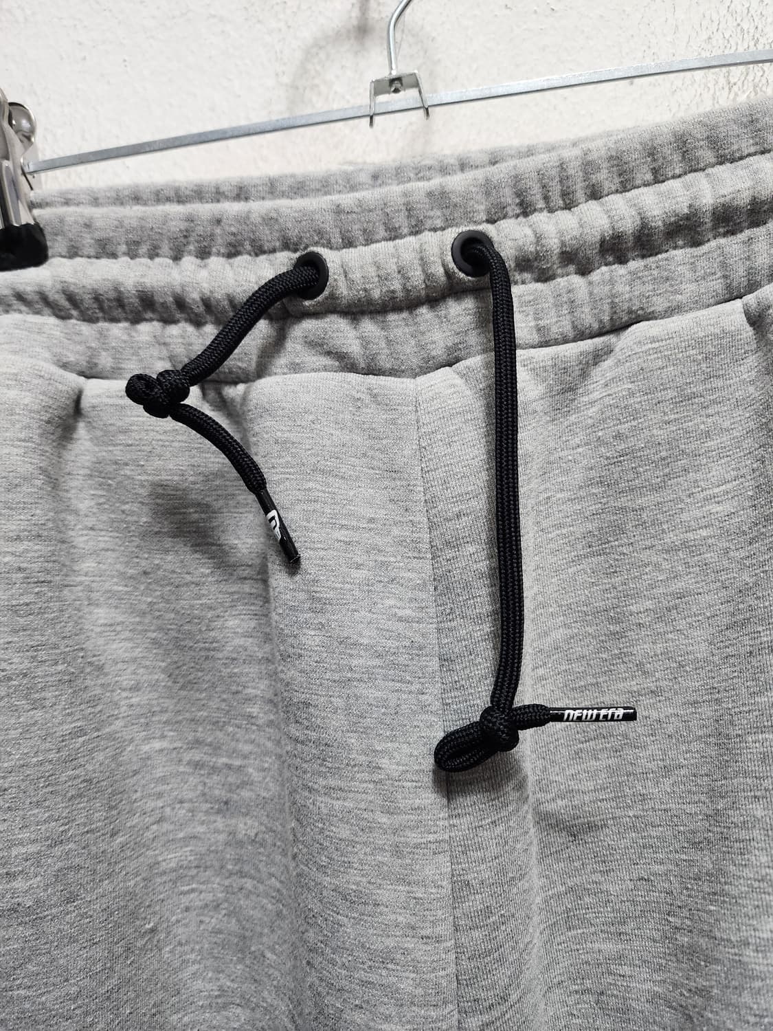 뉴에라 회색 트레이닝 세트  상품이미지8