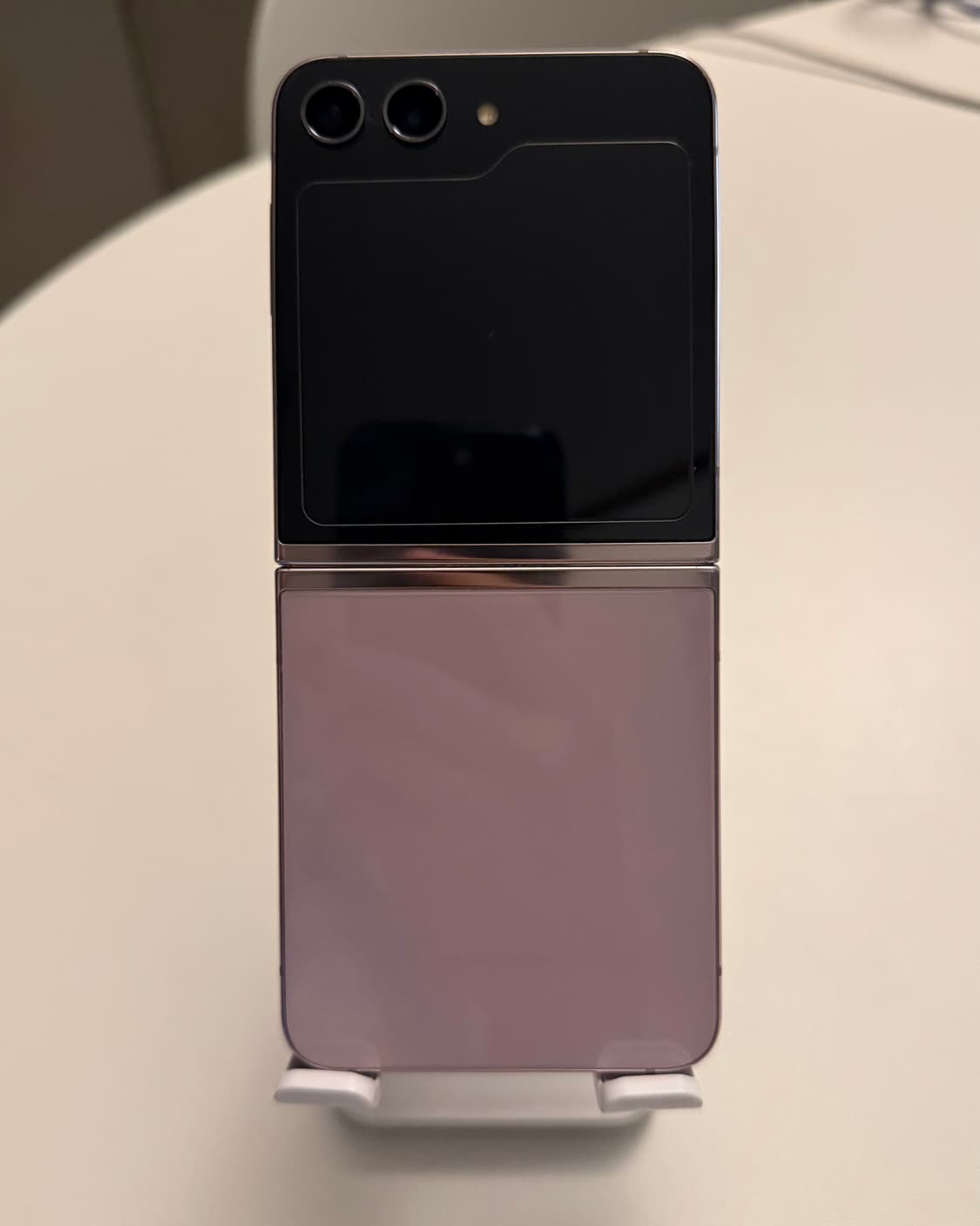 삼성 갤럭시Z 플립5 퍼플 색상 512GB 판매합니다. 상품이미지4