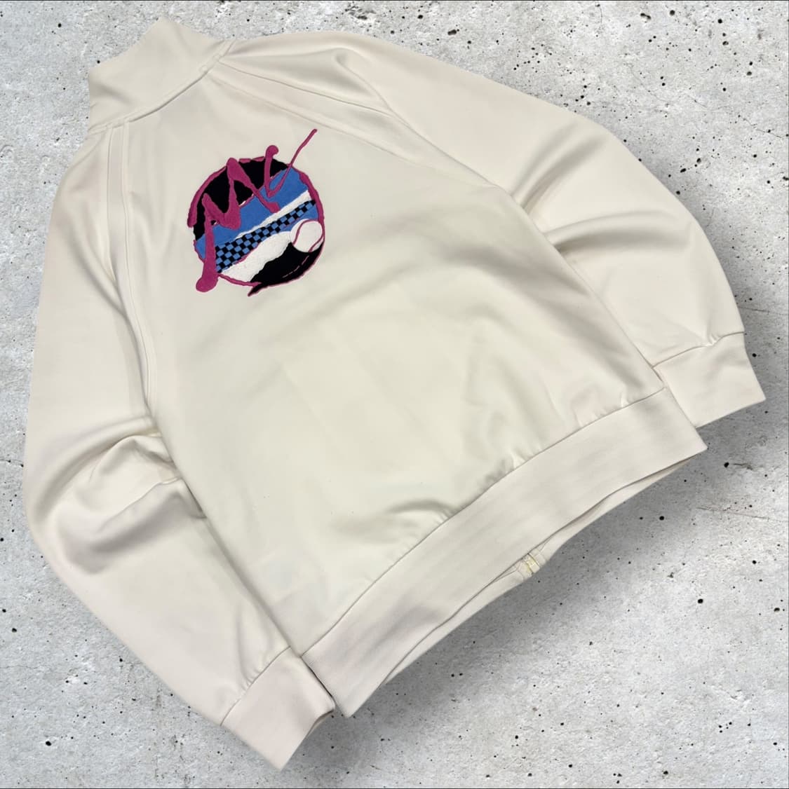 [L] 00s 나이키 x 존메켄로 화이트 트랙 자켓 백 프린팅 C131 상품이미지1