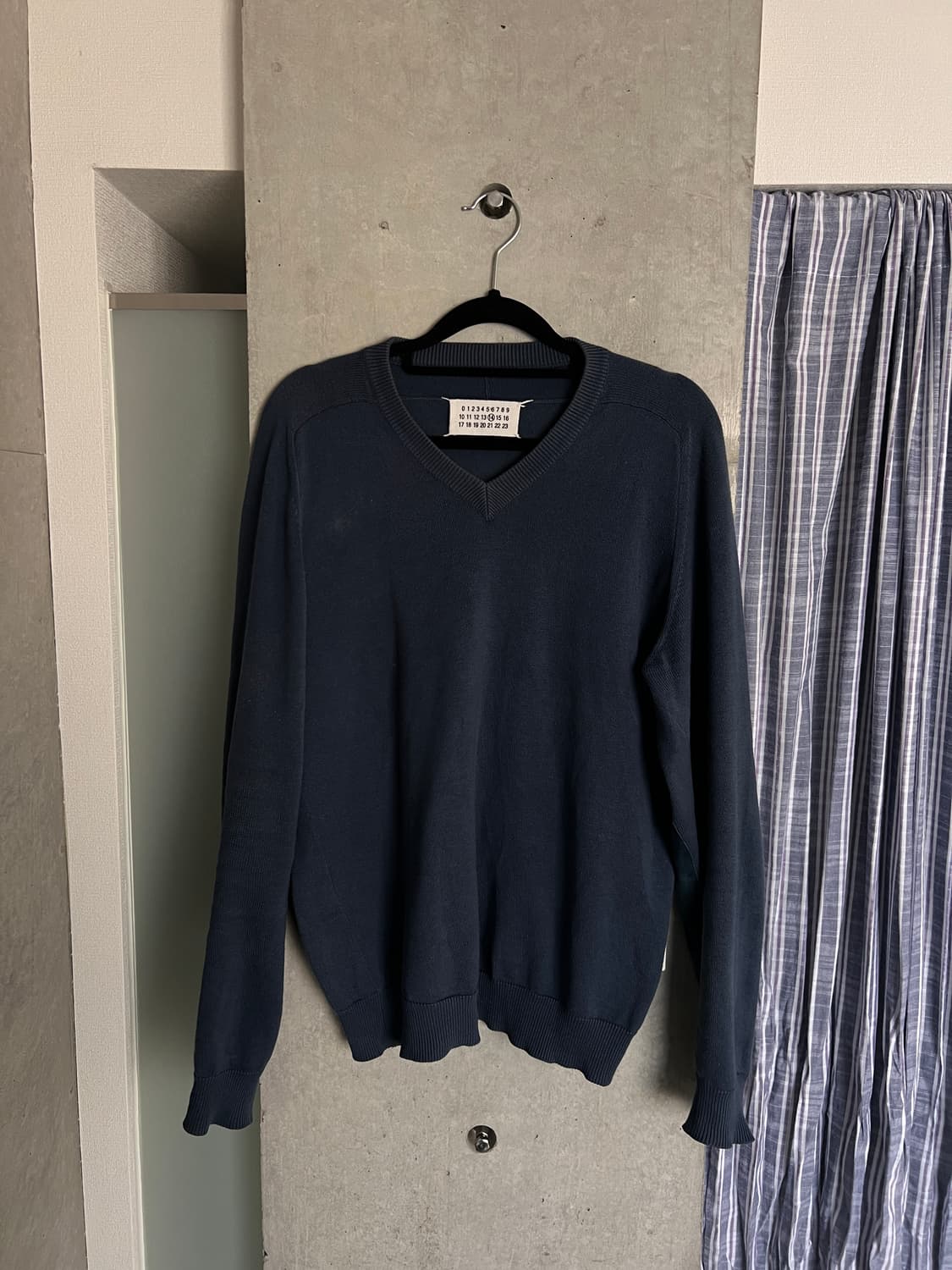 Maison Margiela 마르지엘라 브이넥 네이비 상품이미지2