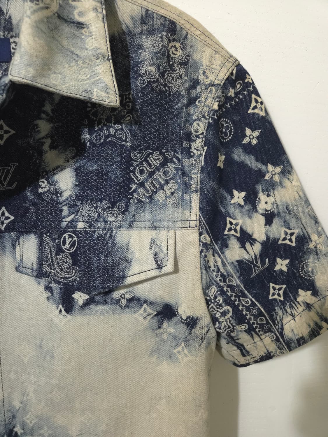 [새상품급] 루이비통 반다나 데님 셔츠 자켓 상품이미지5