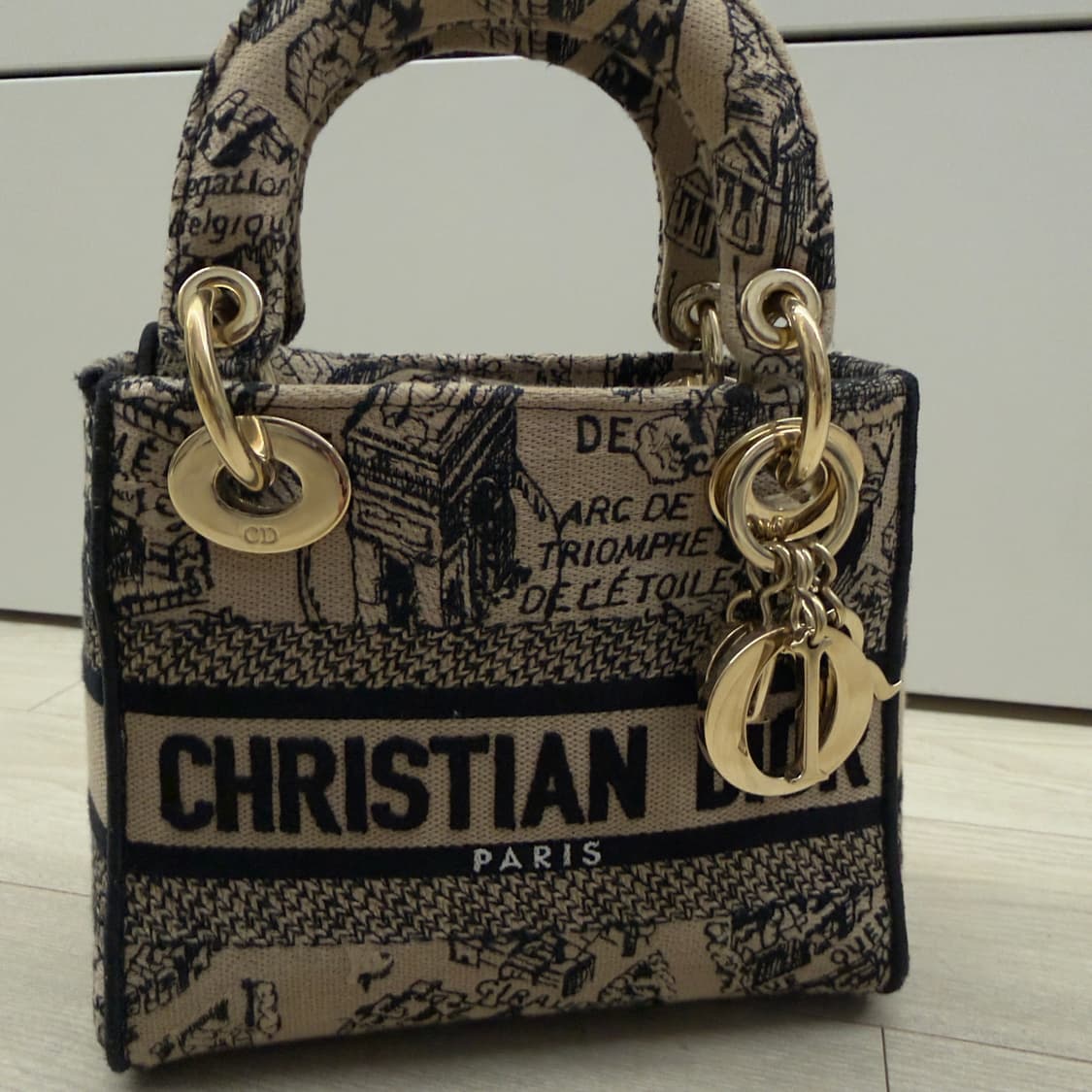 Dior 레이디디올 D-라이트 스몰 상품이미지2