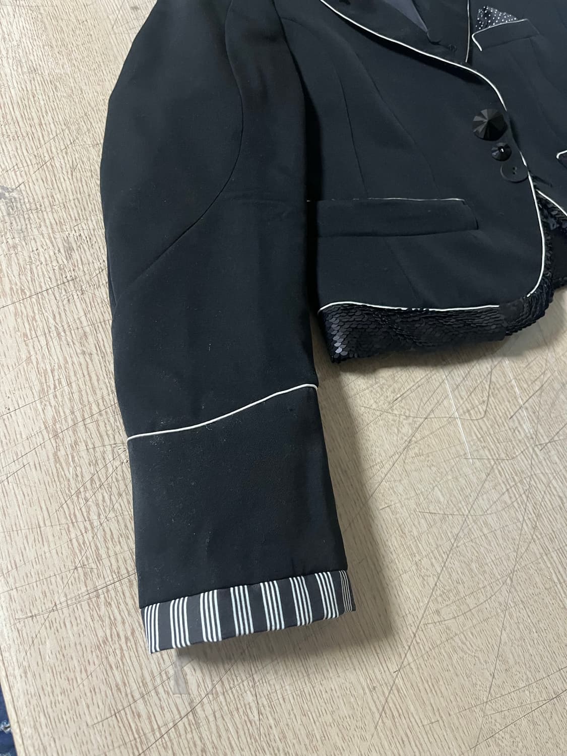 1 언더커버 aw25 but beautiful 4 크롭 블레이저 자켓 상품이미지2
