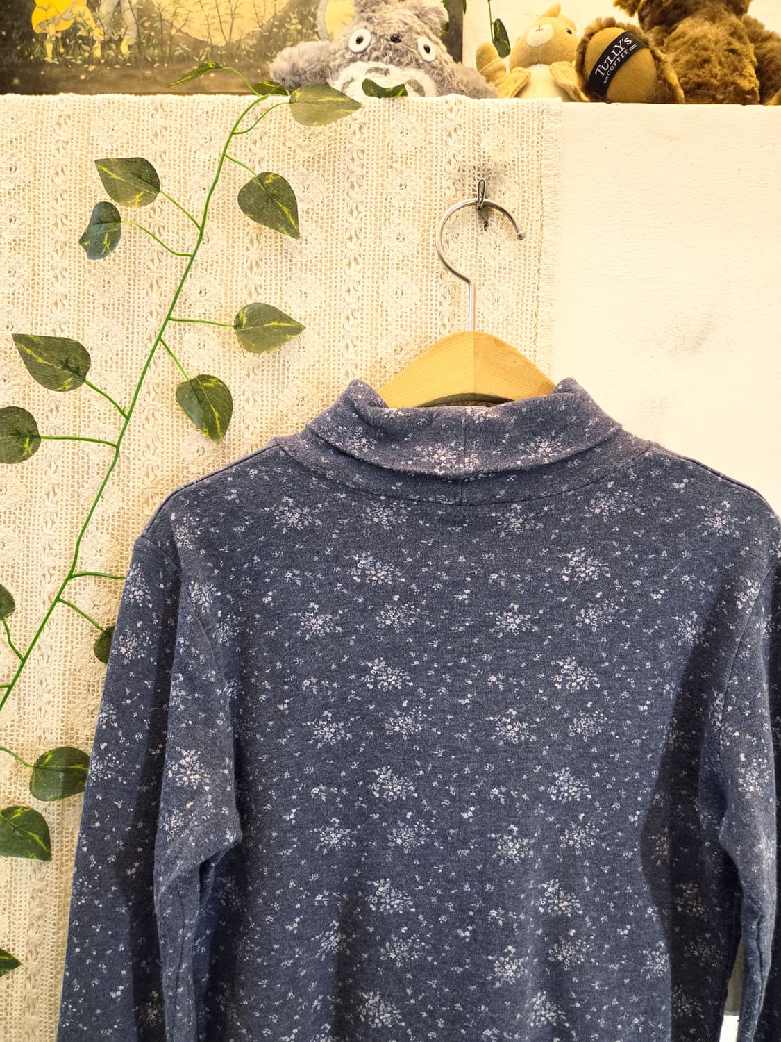 뮤트 블루 잔꽃 목폴라 슬리브 상품이미지5