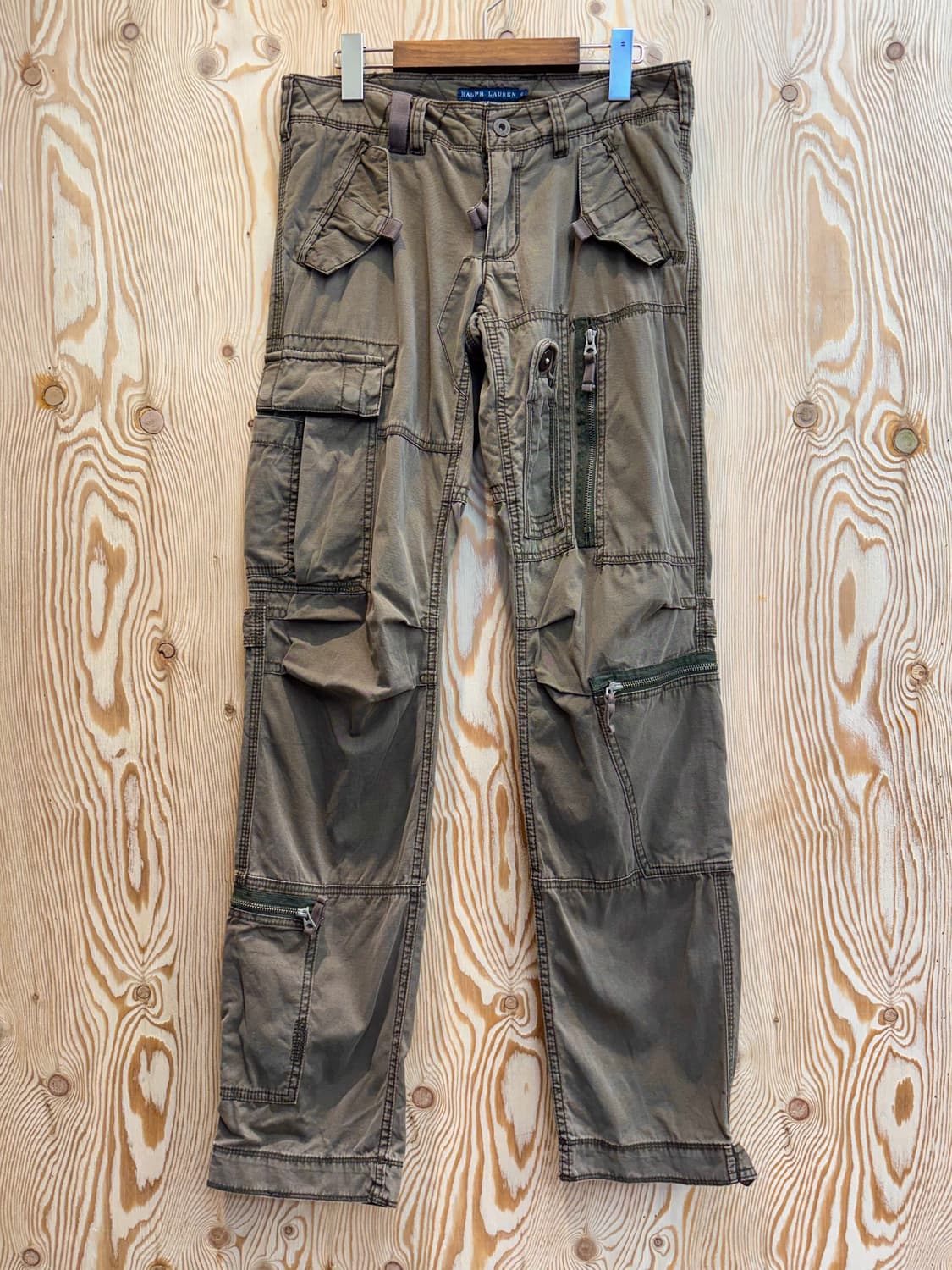폴로 랄프로렌 스티치 멀티 포켓 카고팬츠 상품이미지1