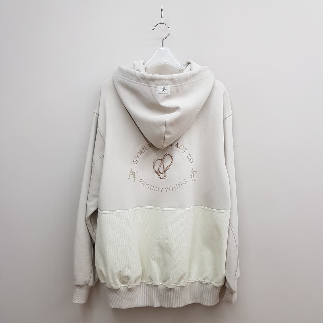 한섬 시스템 2021 백라인 자수 오버핏 후드 스웻셔츠 F사이즈 상품이미지4