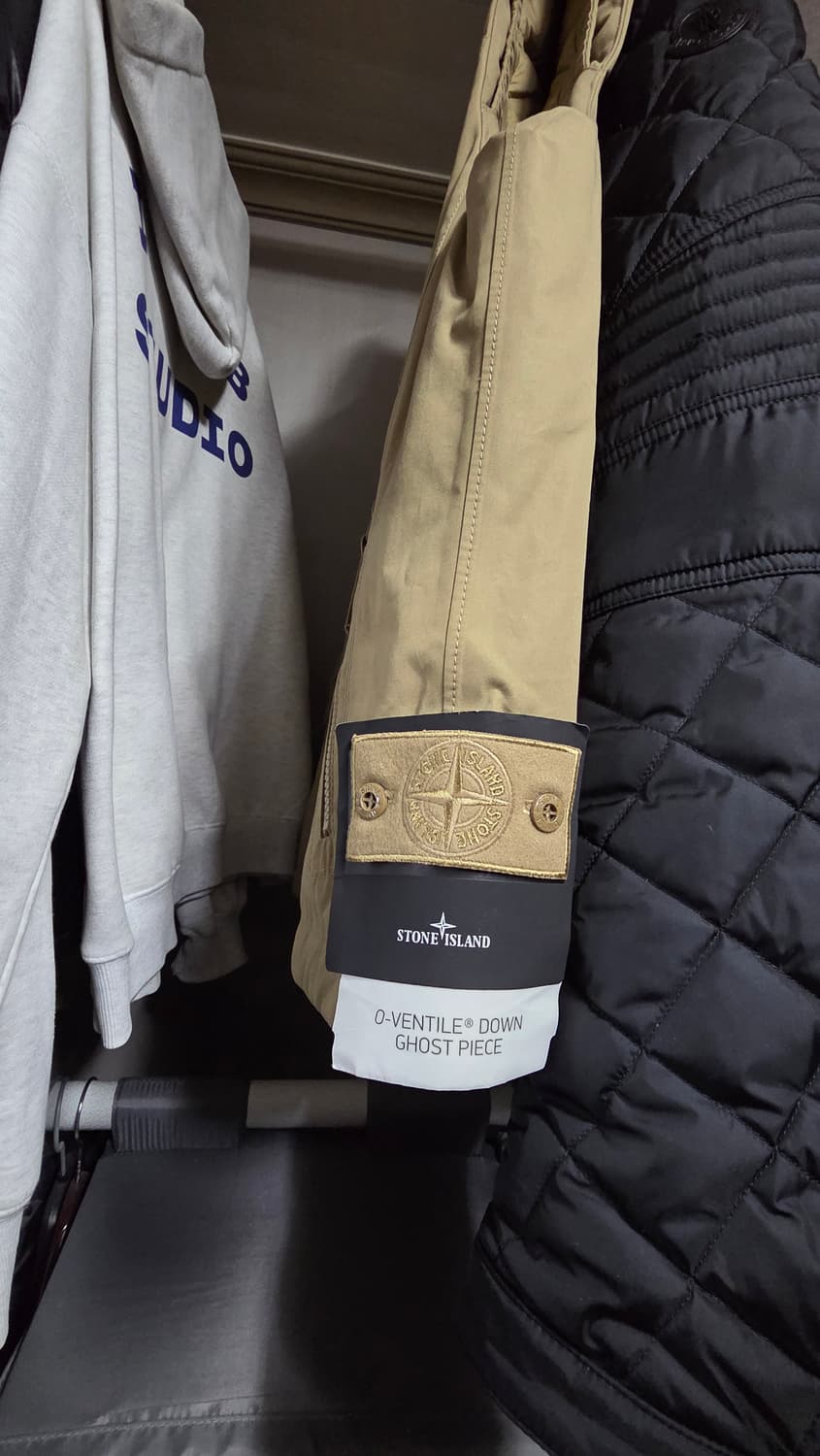 스톤아일랜드 고스트 O-벤틸 패딩 Desert XL (새상품) 상품이미지2