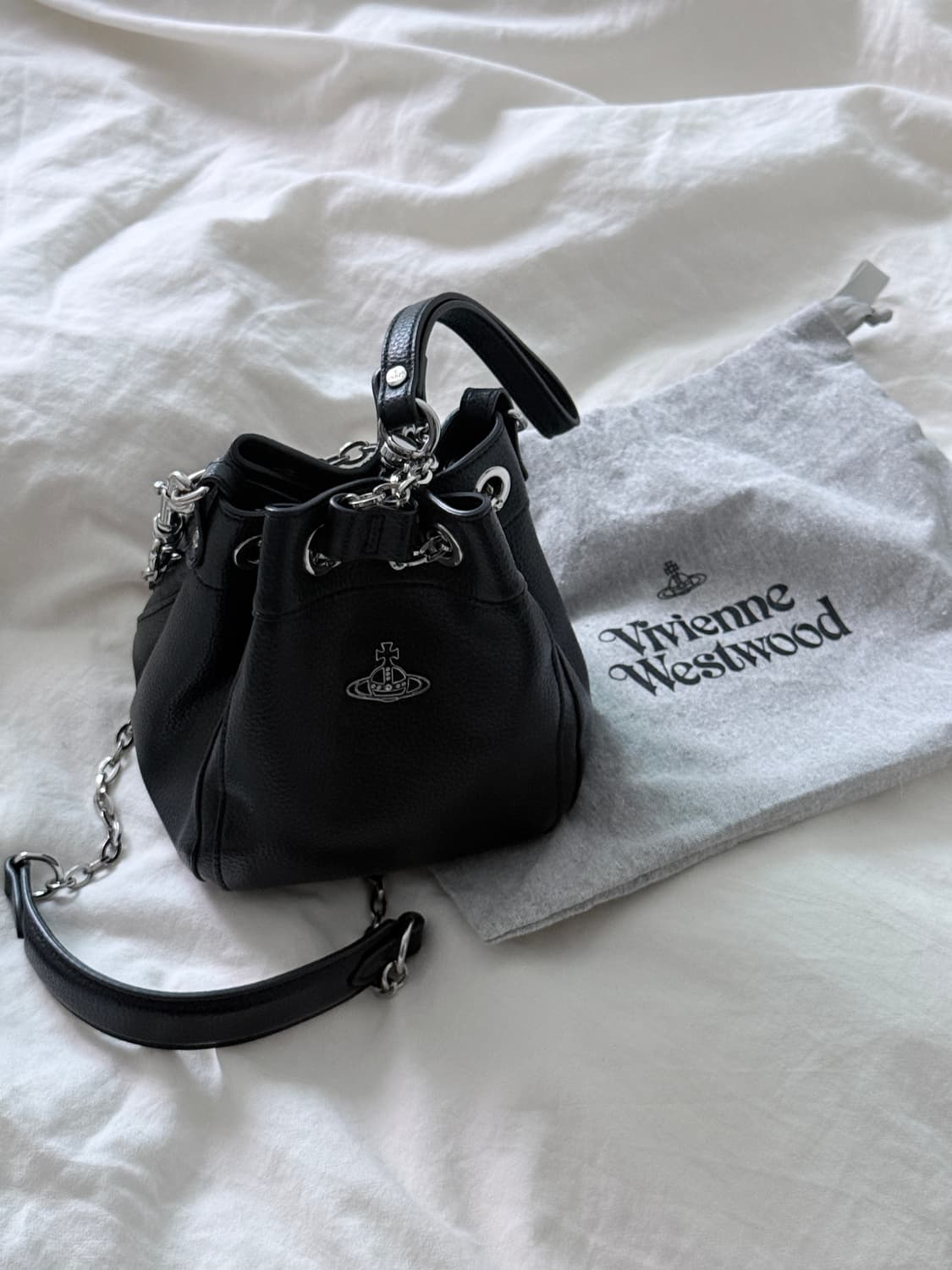 비비안웨스트우드 크리시 비건 버킷백(복조리백) 상품이미지2