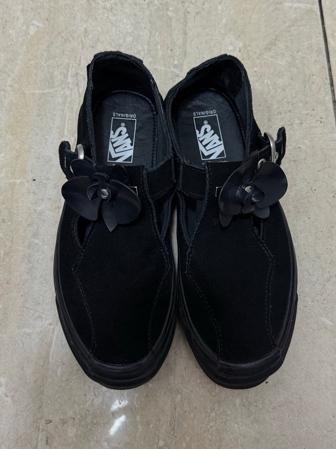 반스 볼트 굿파이트 240 상품이미지1