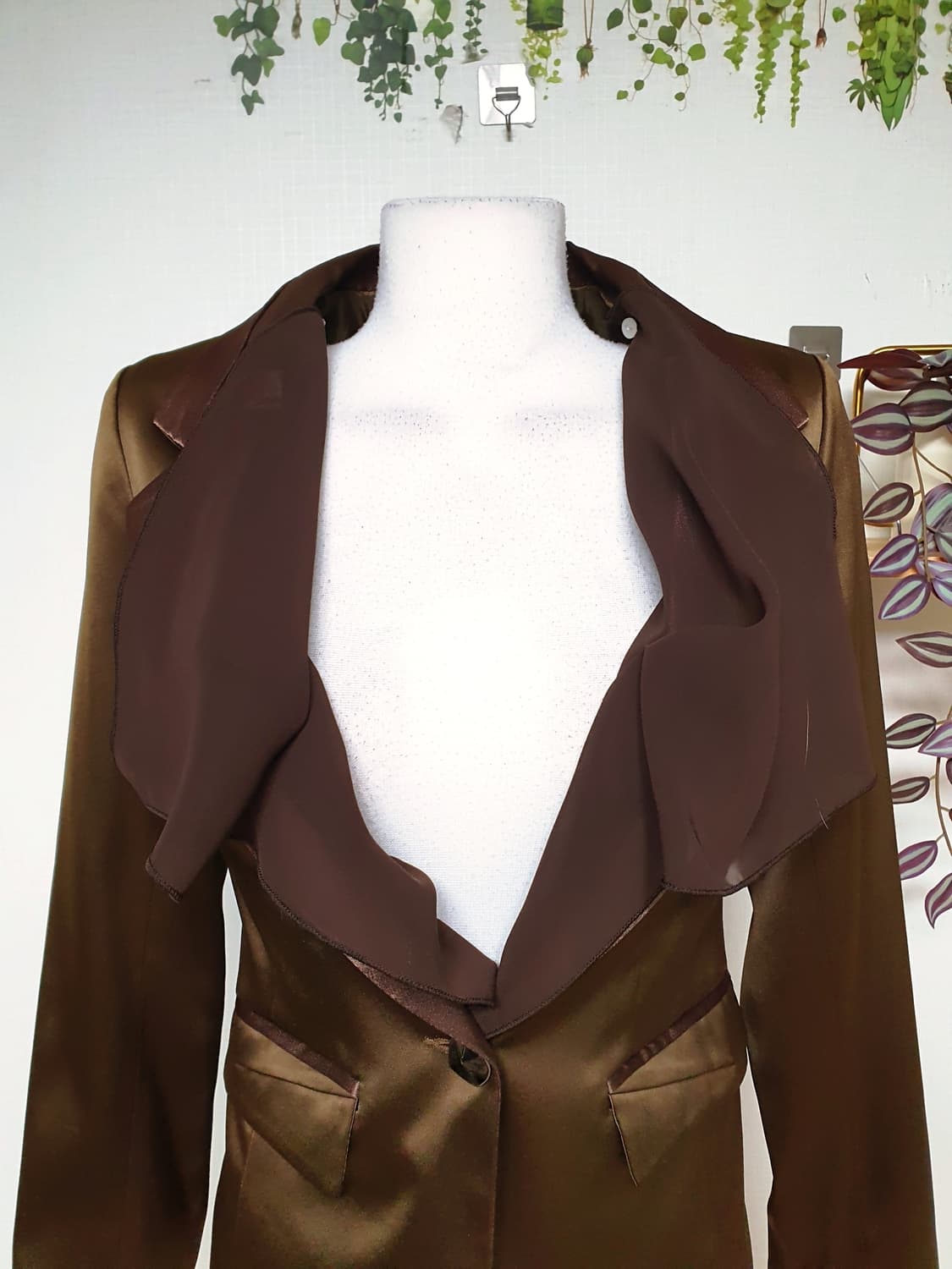 제이삭 스카프레이어드 새틴자켓 55 울 골드브라운 S 상품이미지2