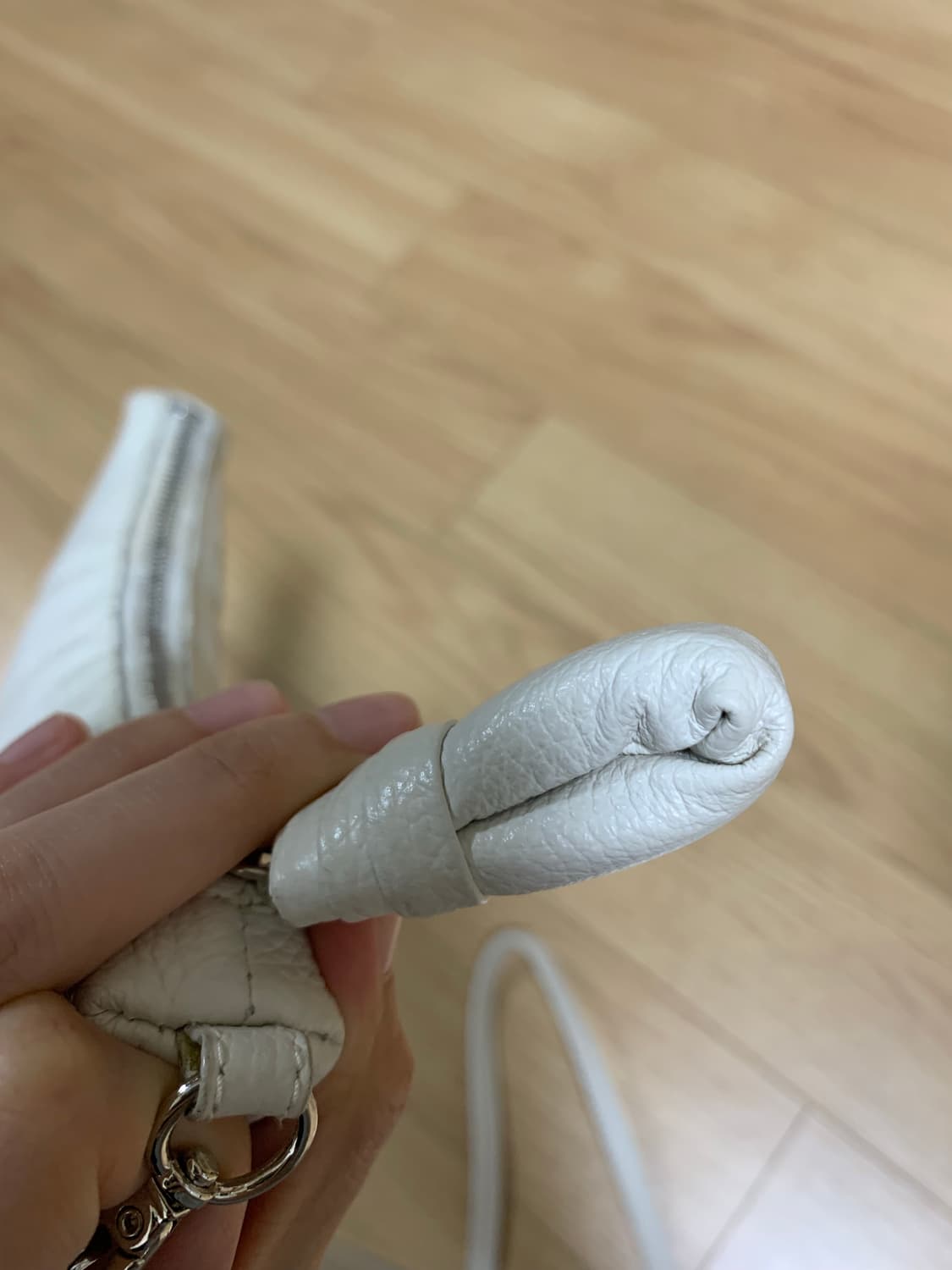 르메르 코인펄스 화이트 상품이미지4