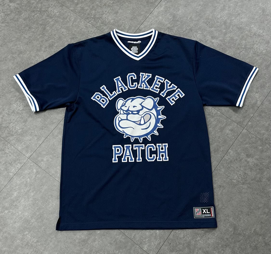 BLACKEYE 반팔티 네이비XL 팝니다.  상품이미지1