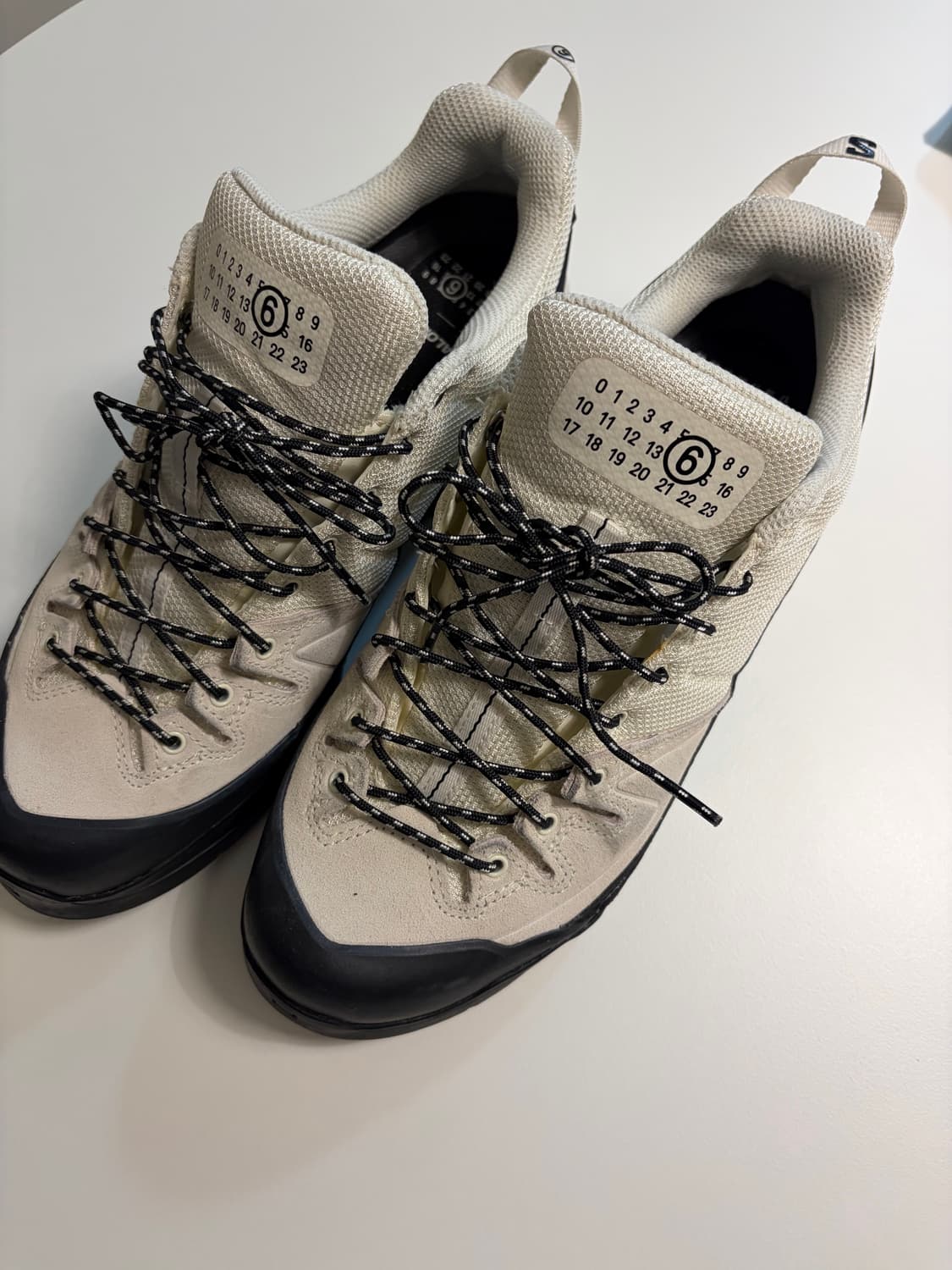 MM6 살로몬 상품이미지2