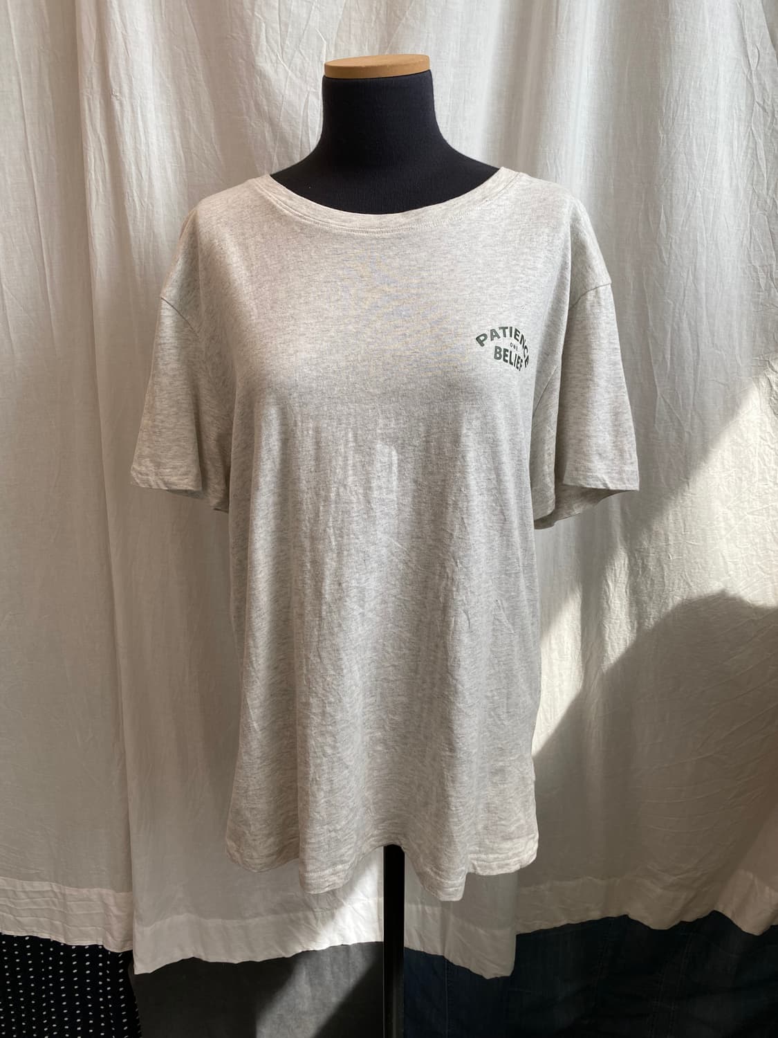 멜란지 백프린팅 반팔티셔츠(XXL) 상품이미지1