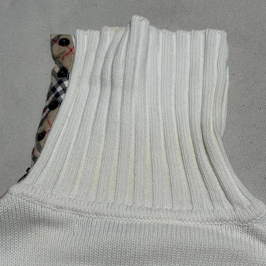 S 버버리 여성용 화이트 목폴라 니트 베스트 상품이미지6