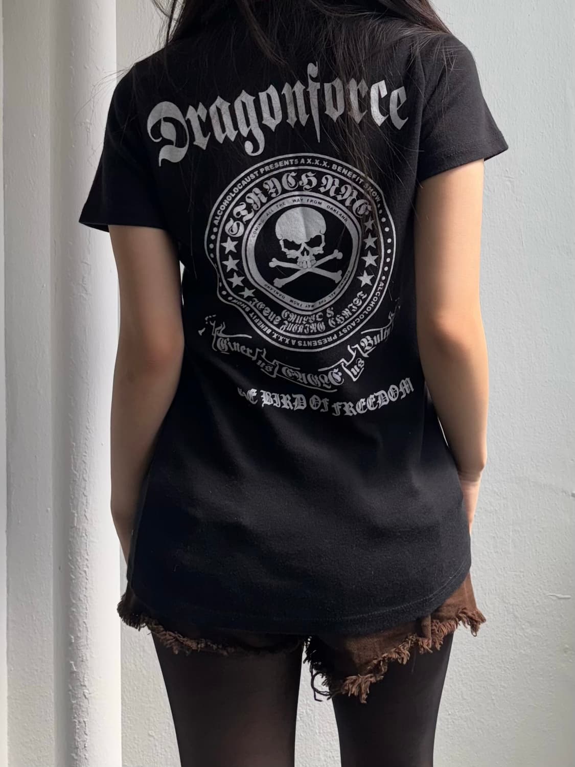 Vintage Black Graphic T-Shirt 상품이미지3