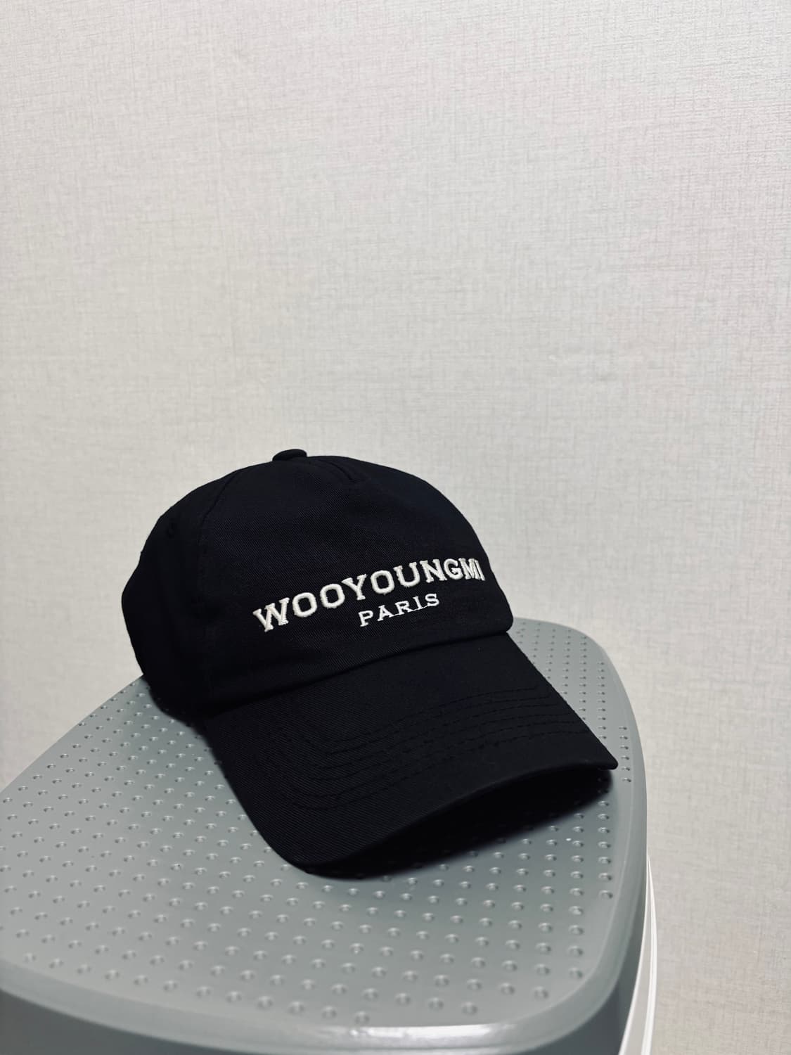 우영미 WOOYOUNGMI PARIS 로고 볼캡 상품이미지1