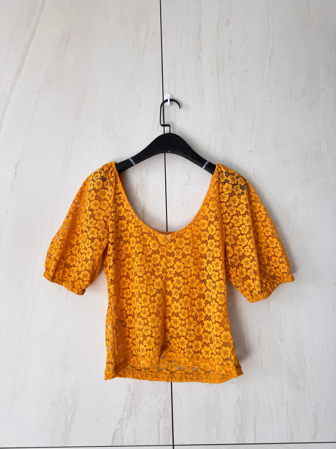 새상품 앤아더스토리즈 레이스 블라우스 옐로우 EUR 38(55,66사이즈 상품이미지3
