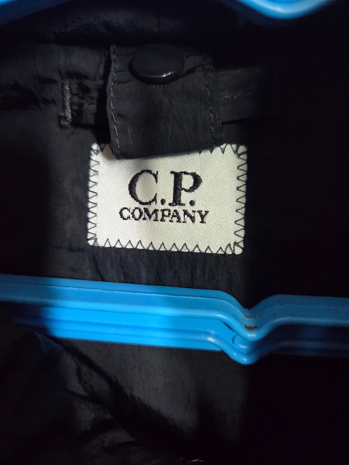 Cp컴퍼니 크롬R  고글 후드 패딩 XL 상품이미지4