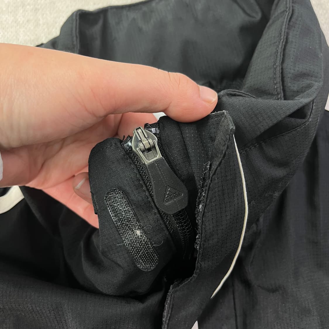 100 아디다스 90s 올드쿨 범고래 나일론 바람막이 상품이미지4