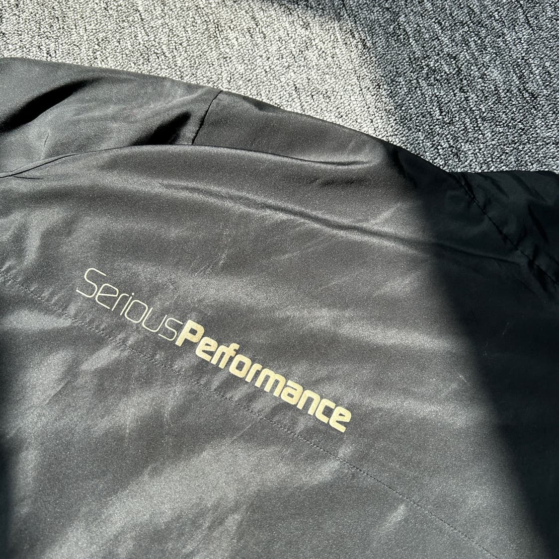 미즈노 올드스쿨 퍼포먼스 바람막이  상품이미지4