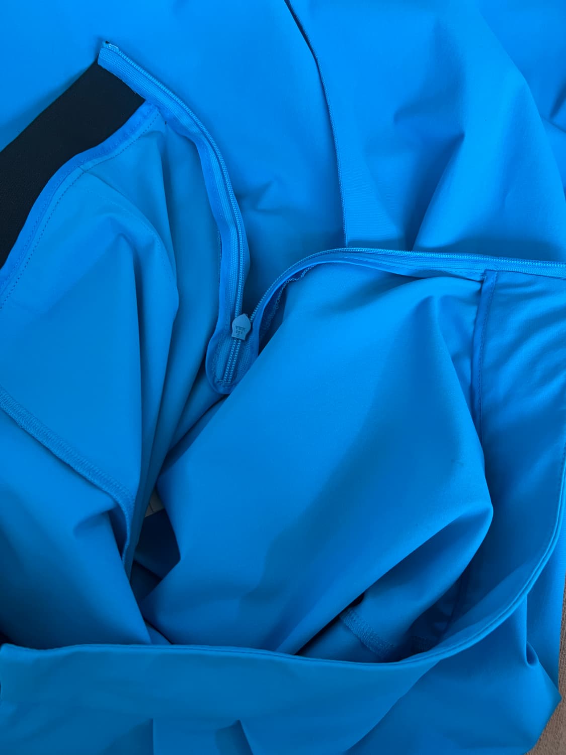 구호 KUHO 여성 터콰이즈블루 핀턱디자인 치마바지 상품이미지5