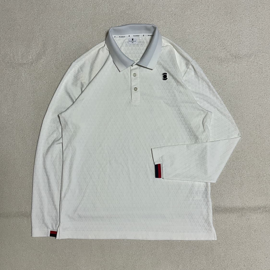 와이드앵글 카라 긴팔 티셔츠 상품이미지1