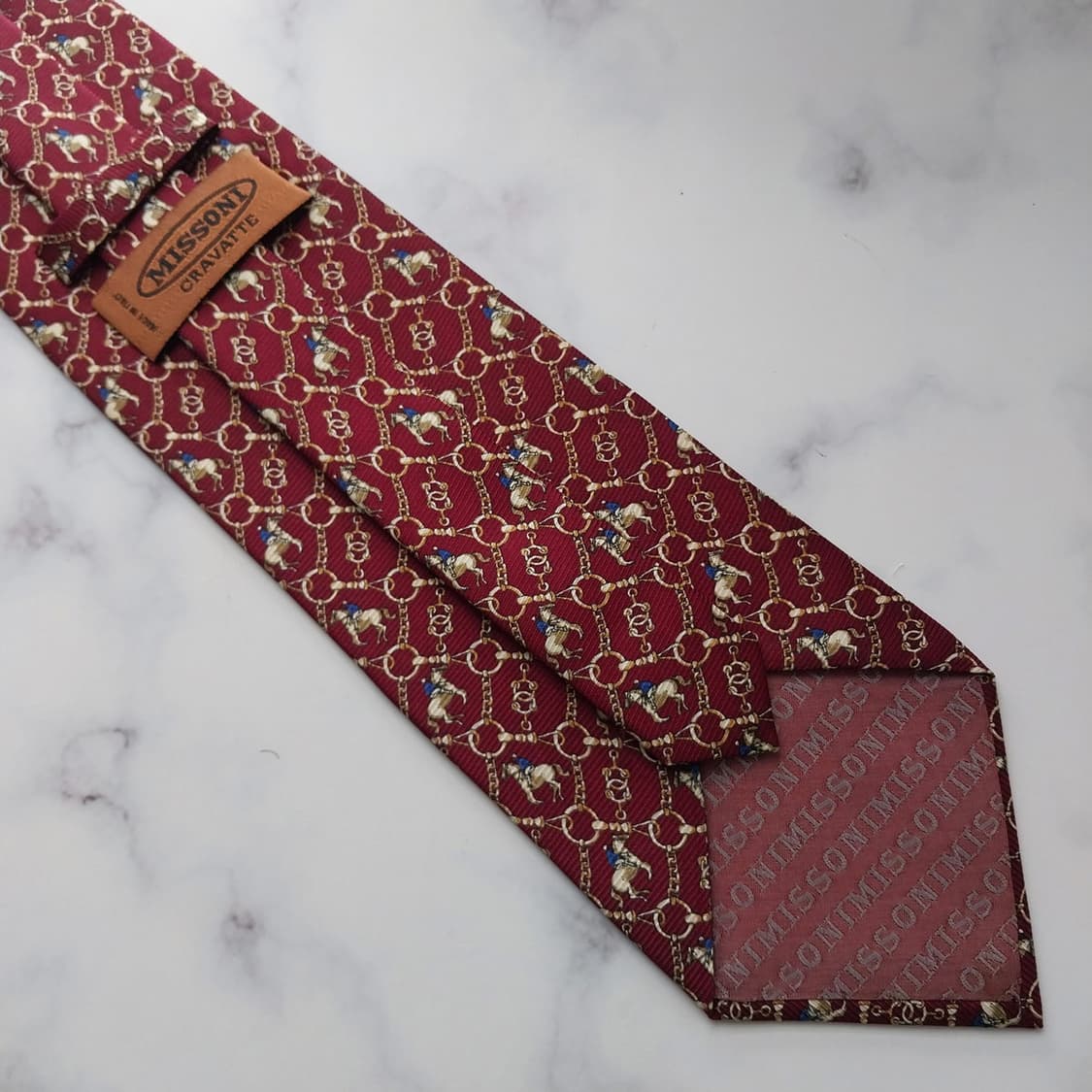 미쏘니 실크 버건디 승마 모티브 넥타이 10cm A+등급 K1275
 상품이미지9