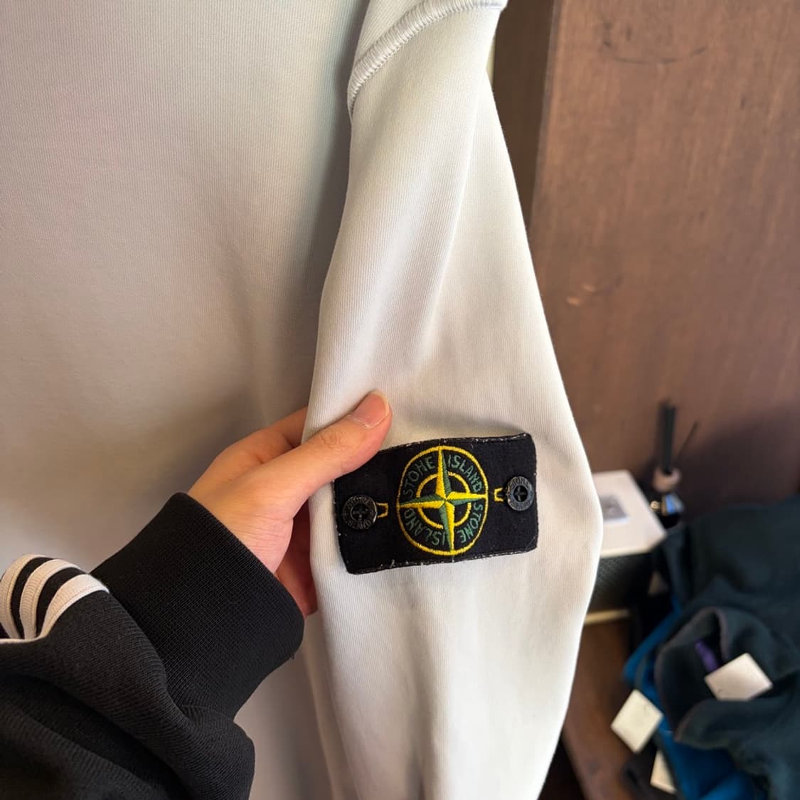 15769 - 스톤아일랜드 스카이블루 와펜 맨투맨 상품이미지6