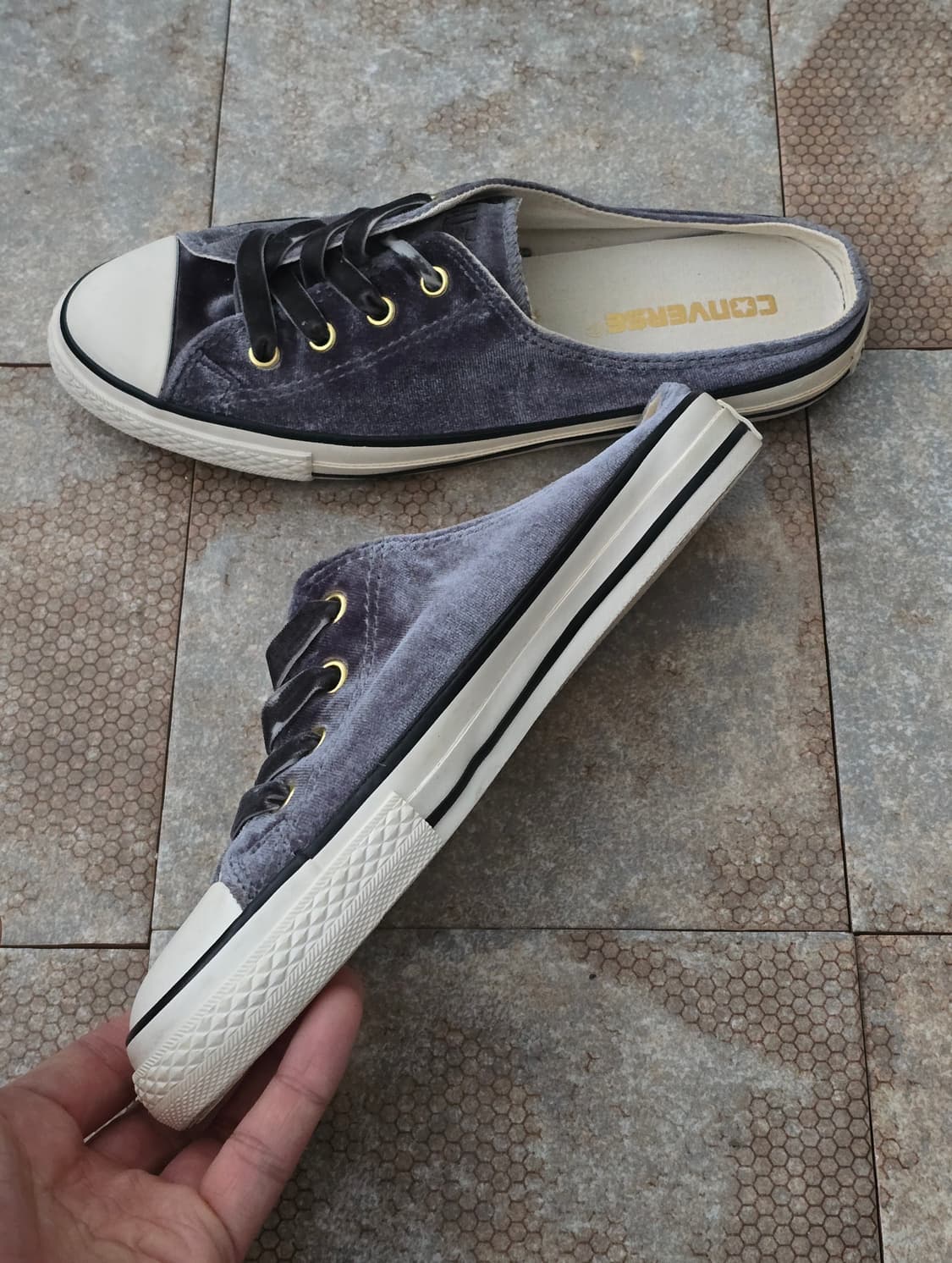 (245)컨버스 올스타 벨벳 뮬 차콜 상품이미지5