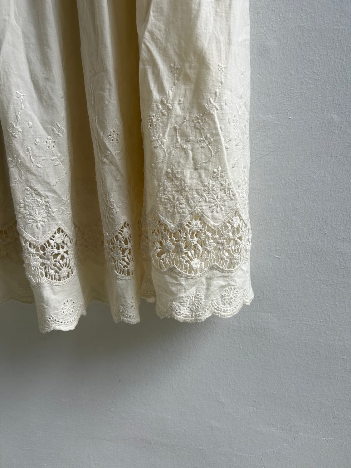 크로쉐 펀칭 스커트  상품이미지2