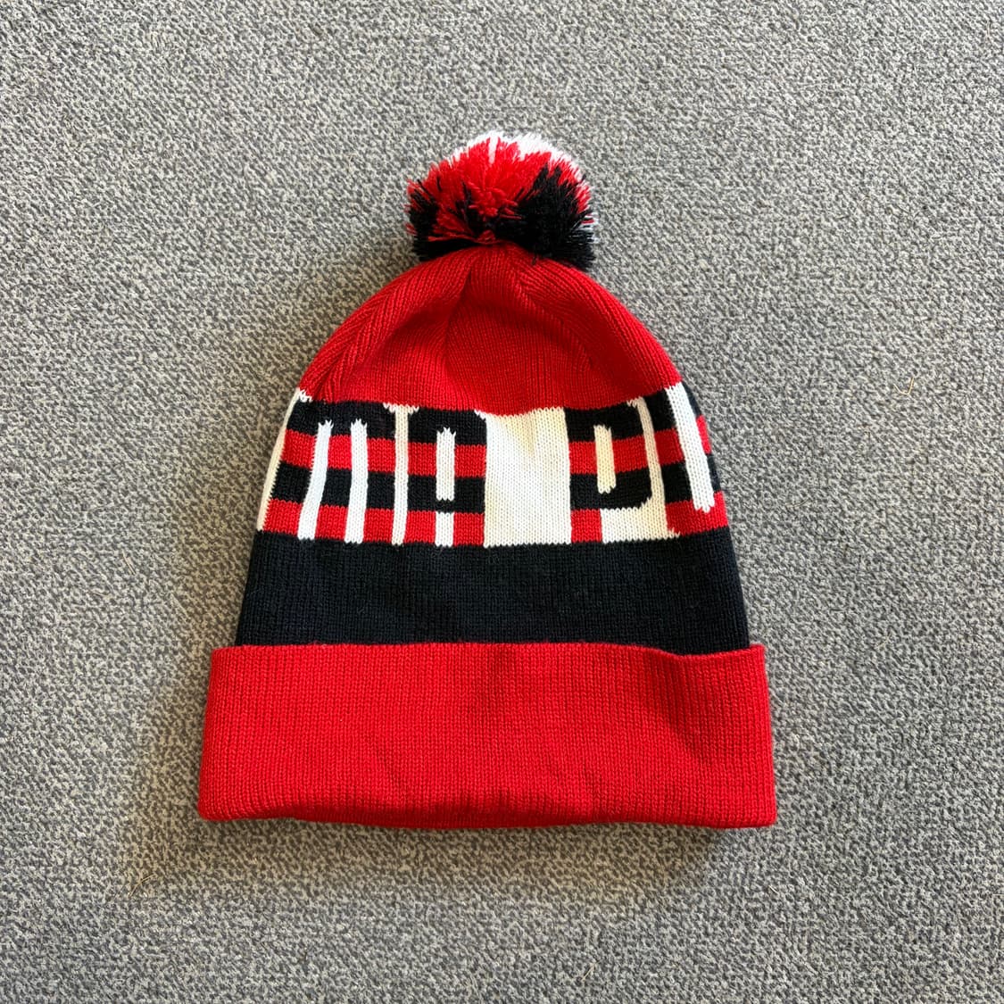 213. 푸마 방울비니 상품이미지1